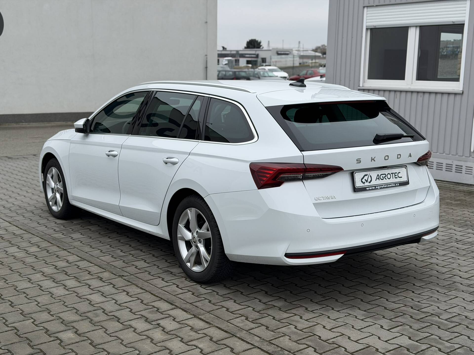 Skoda Octavia 2.0 TDI 110 kW Top Selection DSG
