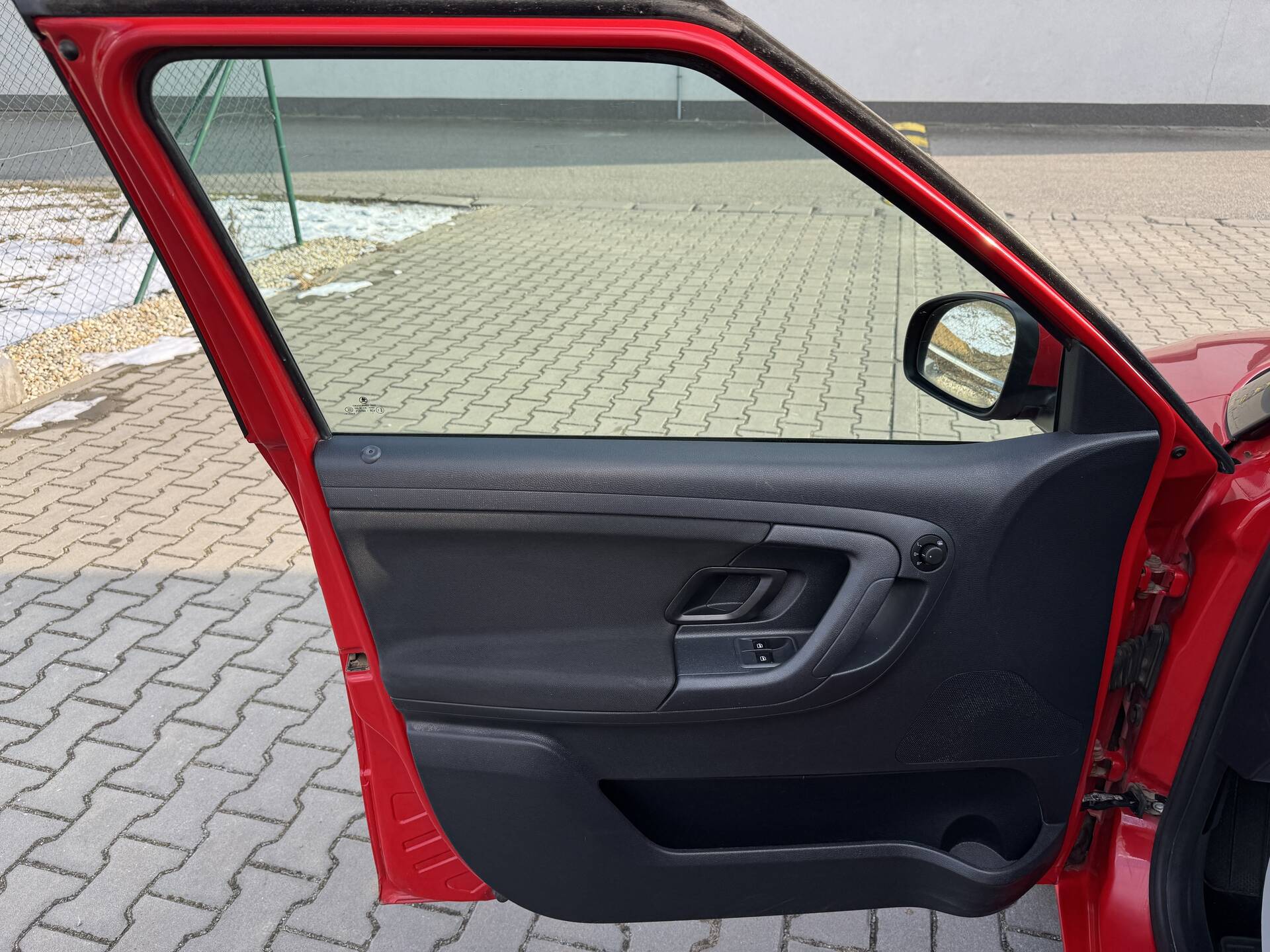 product-gallery-image