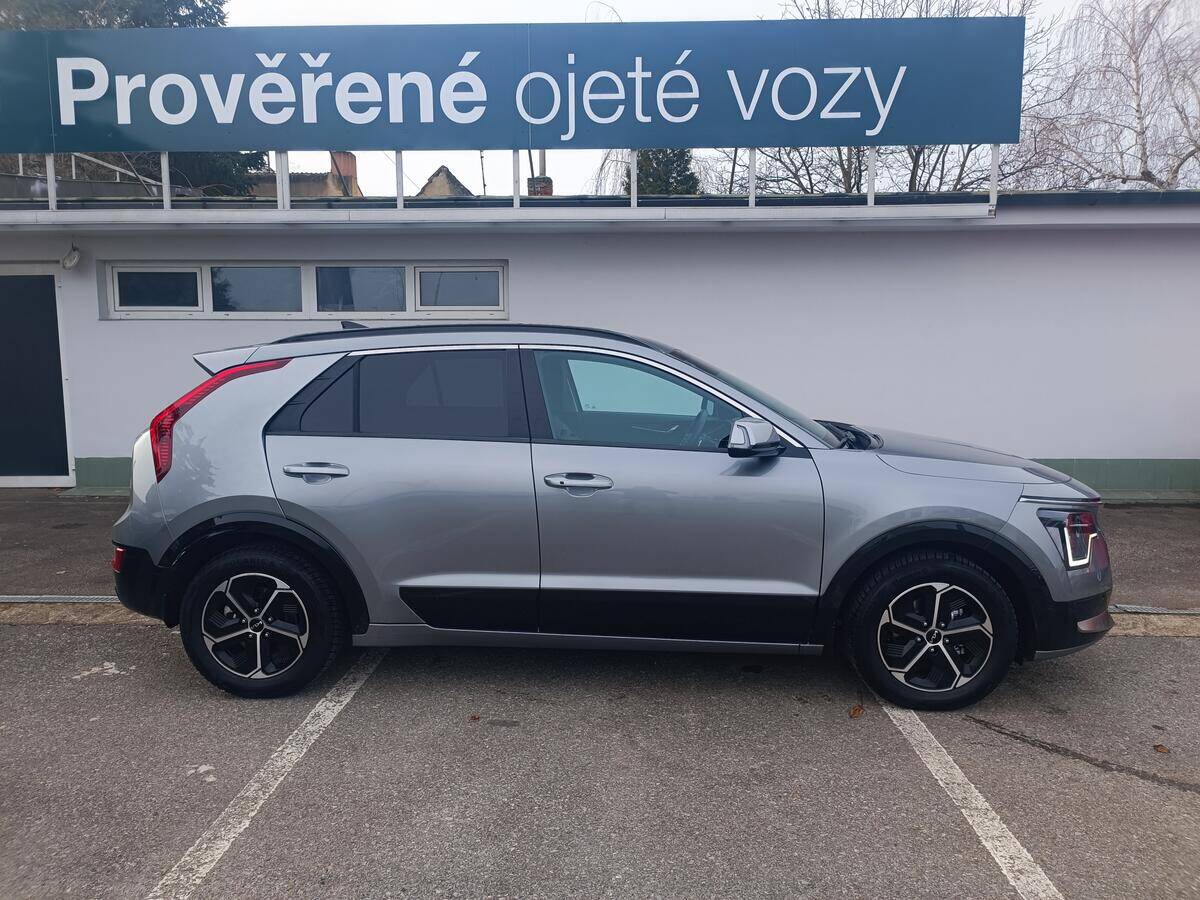 Kia Niro 1.6 GDI 104kW HEV Style DCT