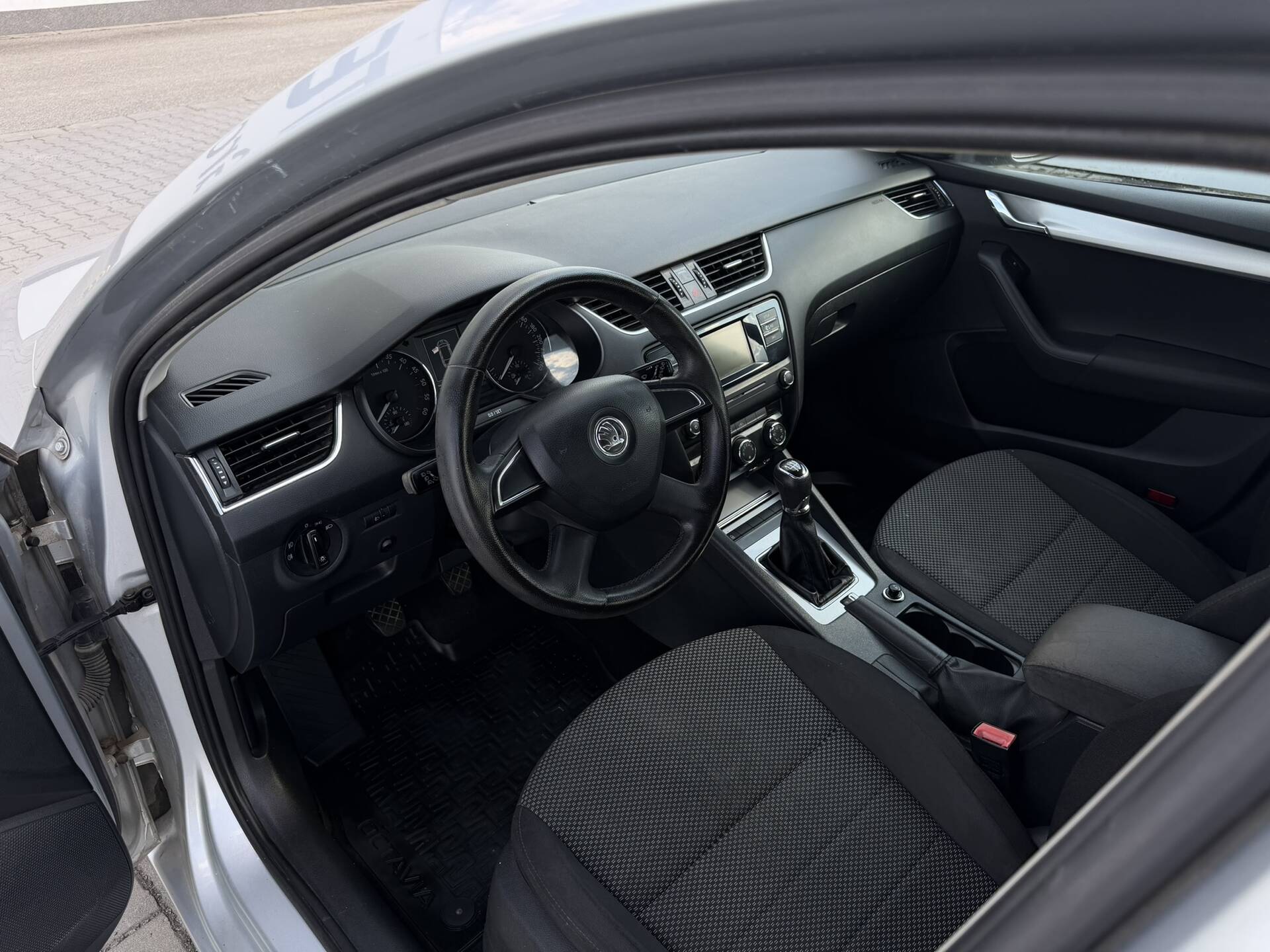 product-gallery-image