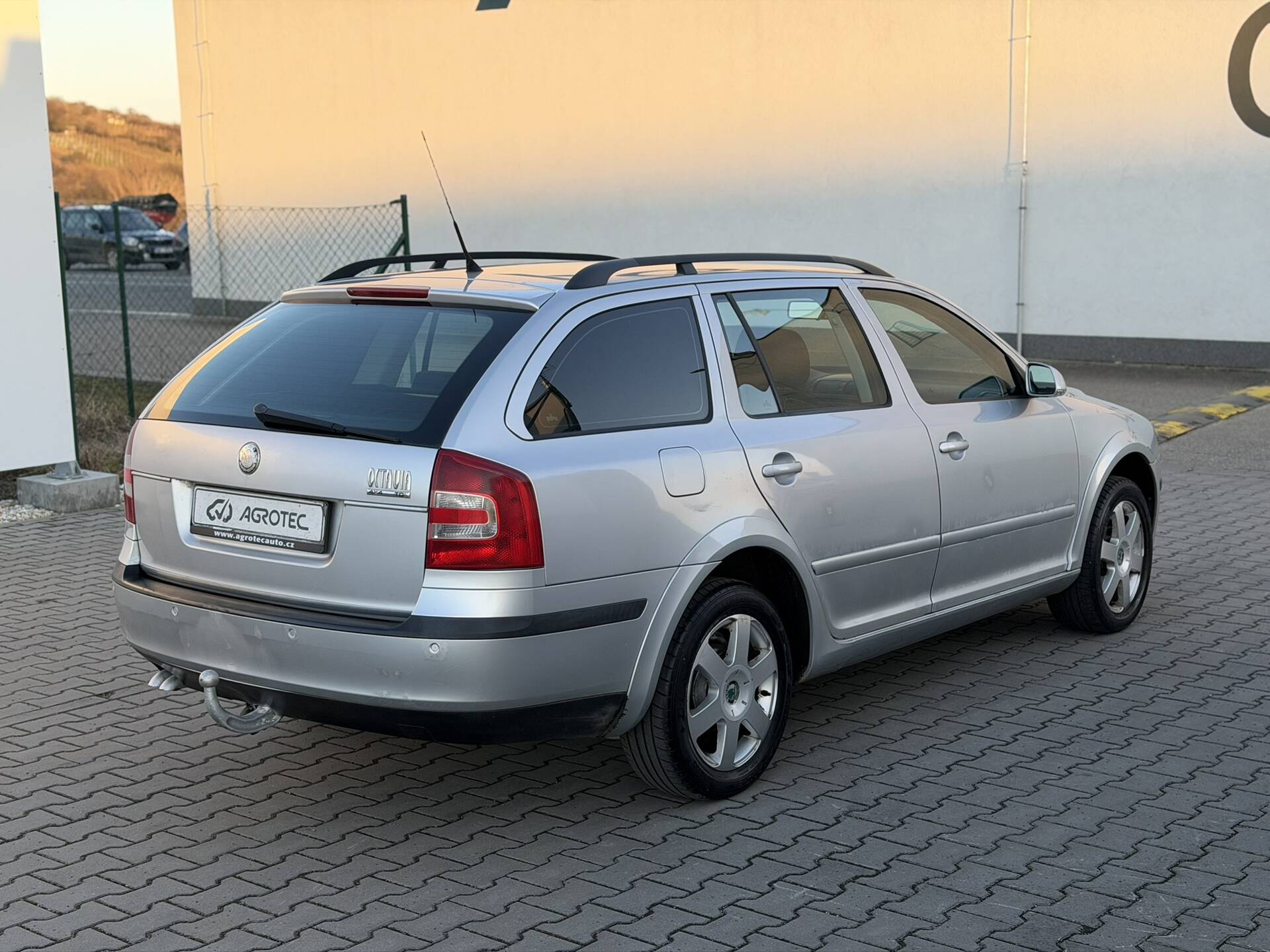 product-gallery-image