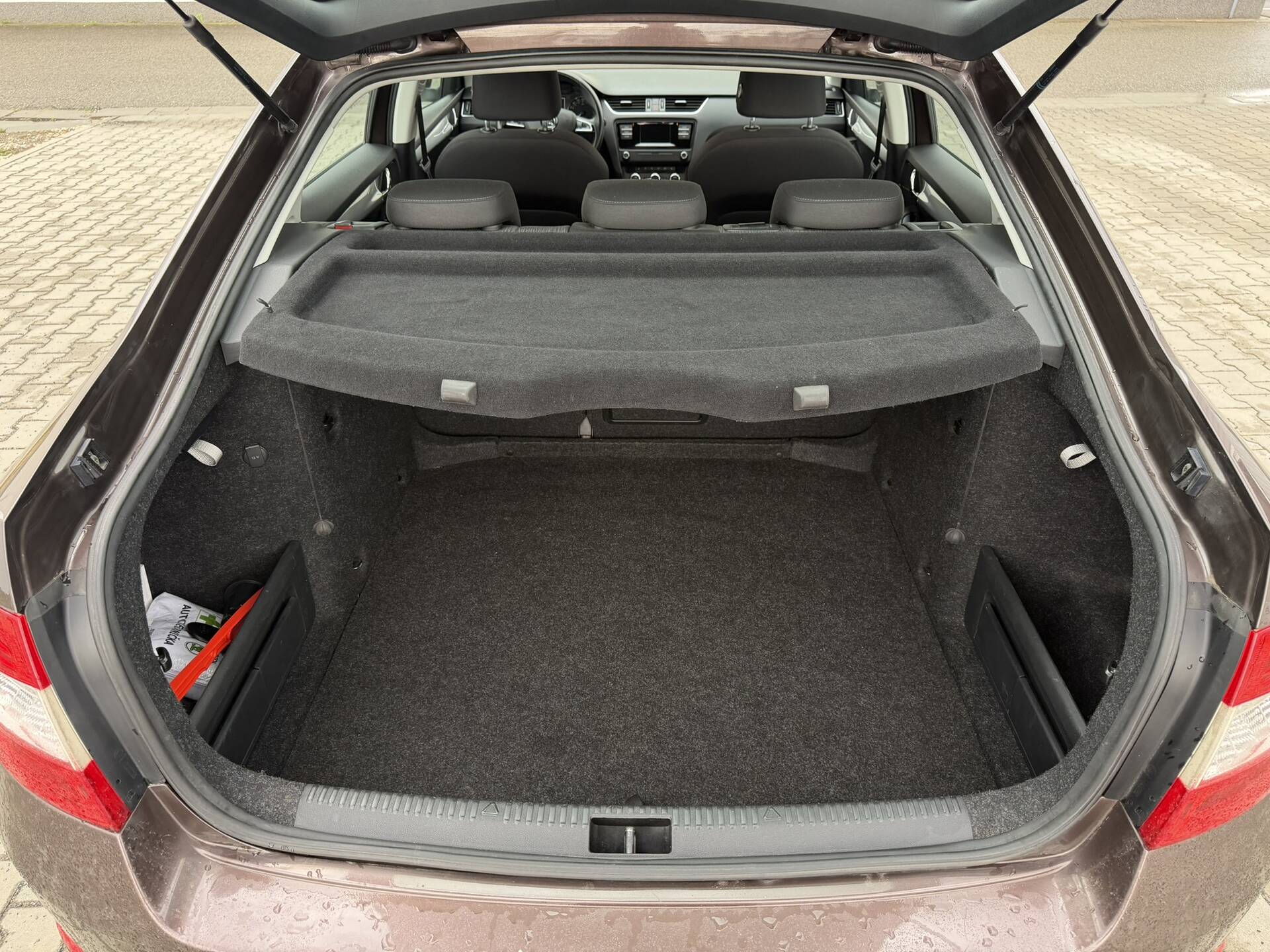 product-gallery-image