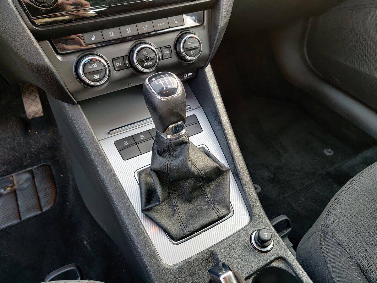 product-gallery-image
