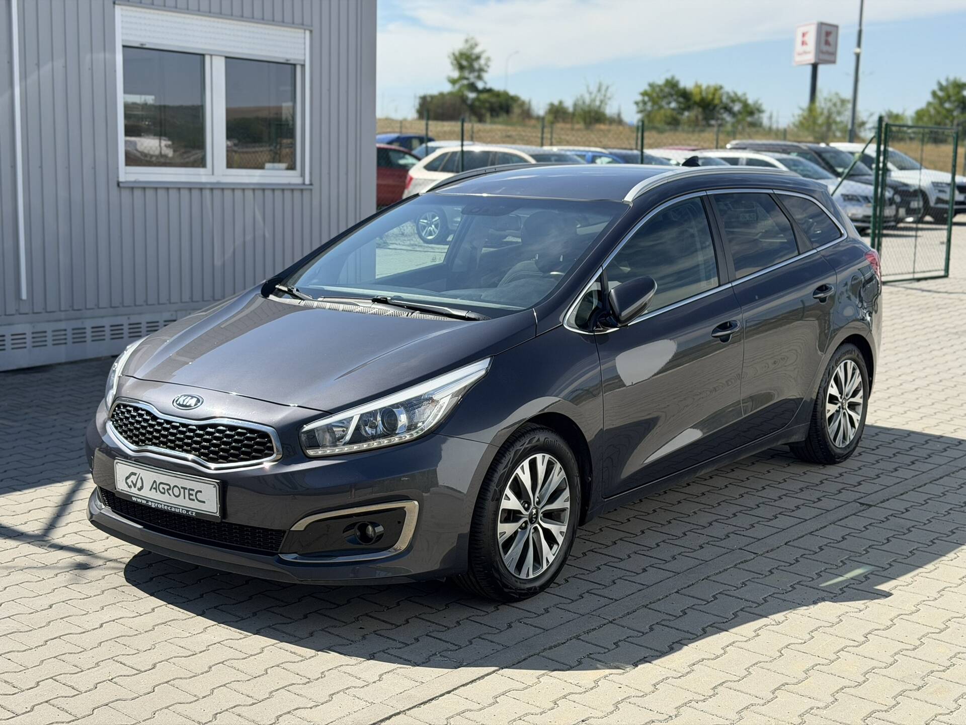 Kia Ceed 1.6 GDi 99 kW TOP SW