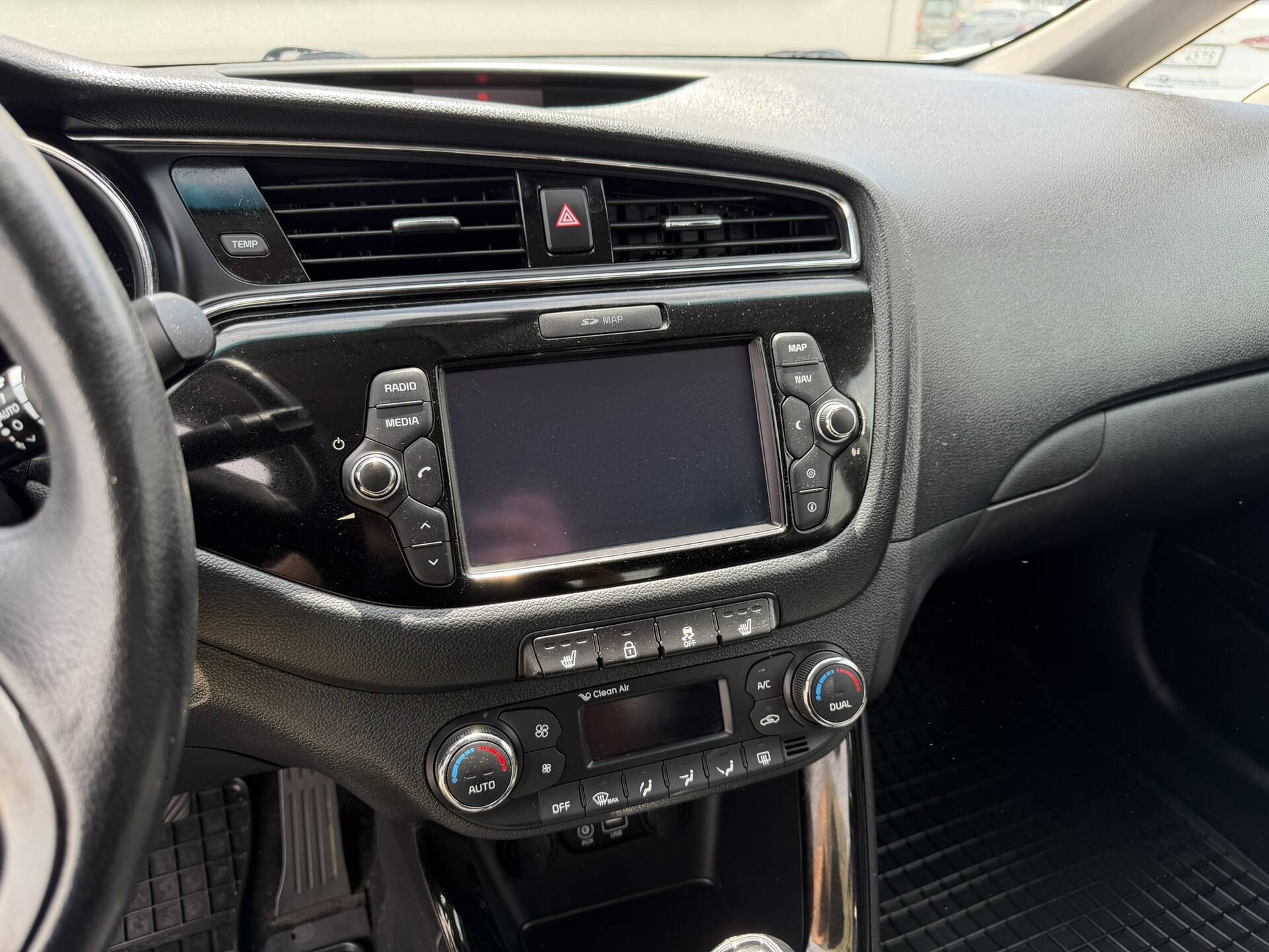 product-gallery-image