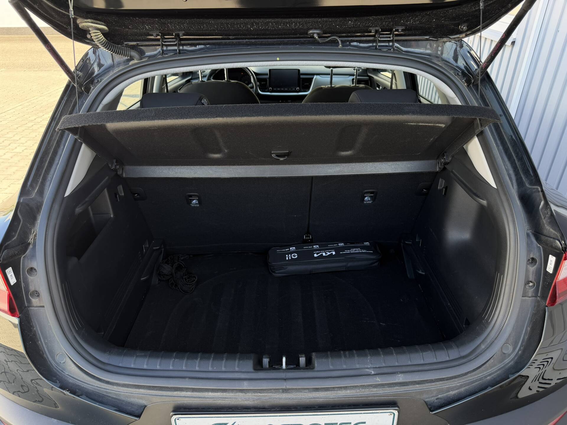 product-gallery-image
