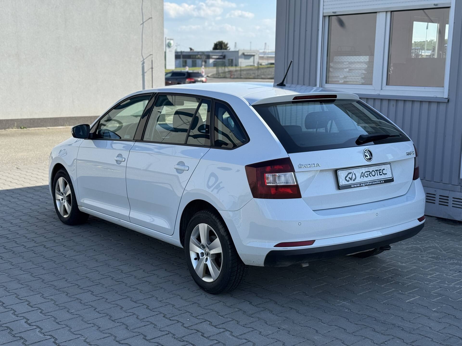 Skoda Rapid 1.0 TSI 70kW Ambition Spaceback