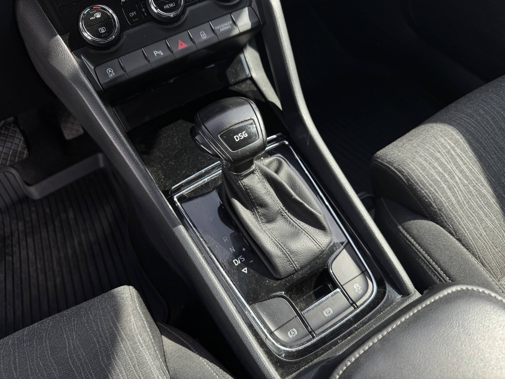 product-gallery-image