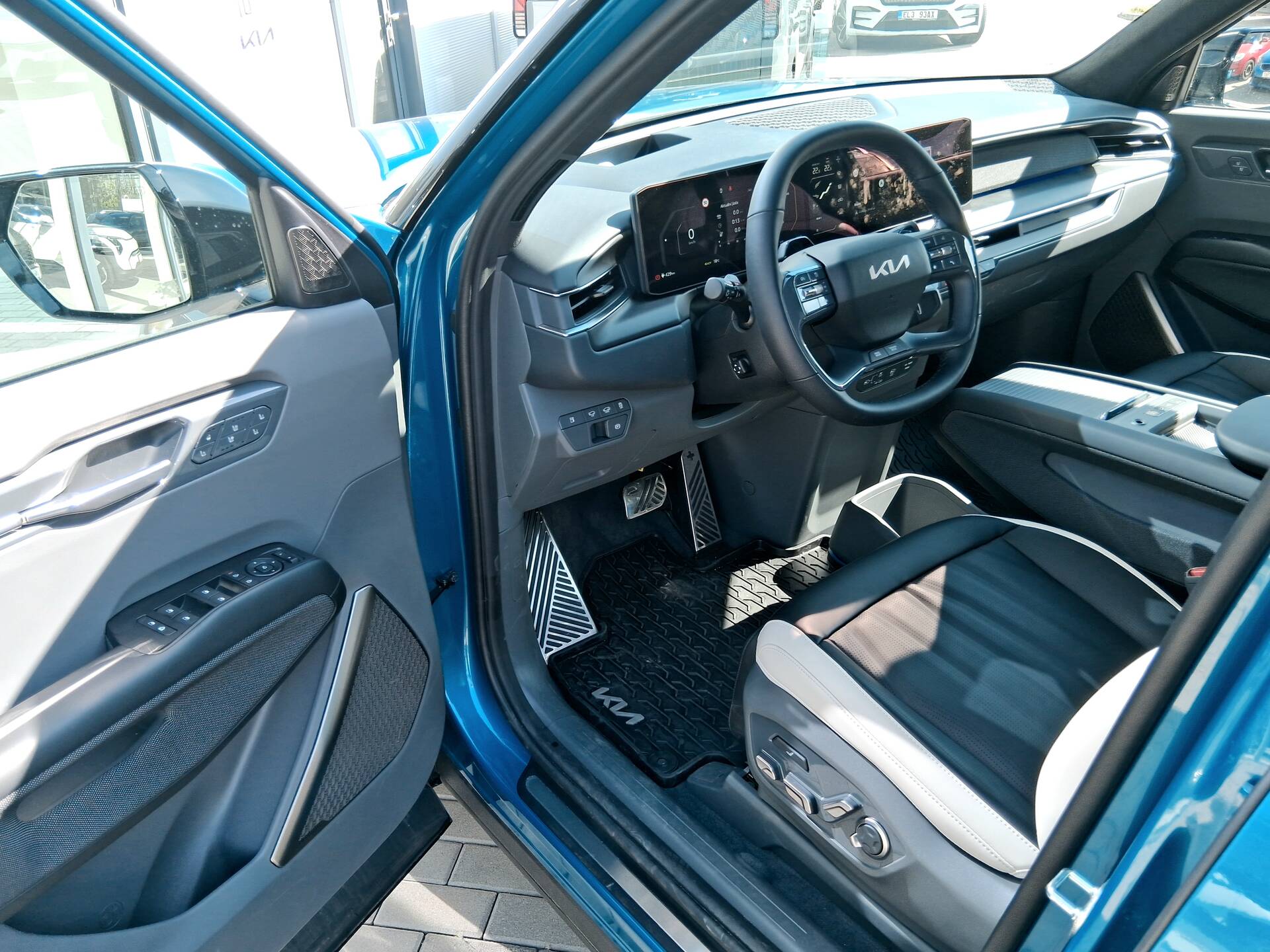 product-gallery-image