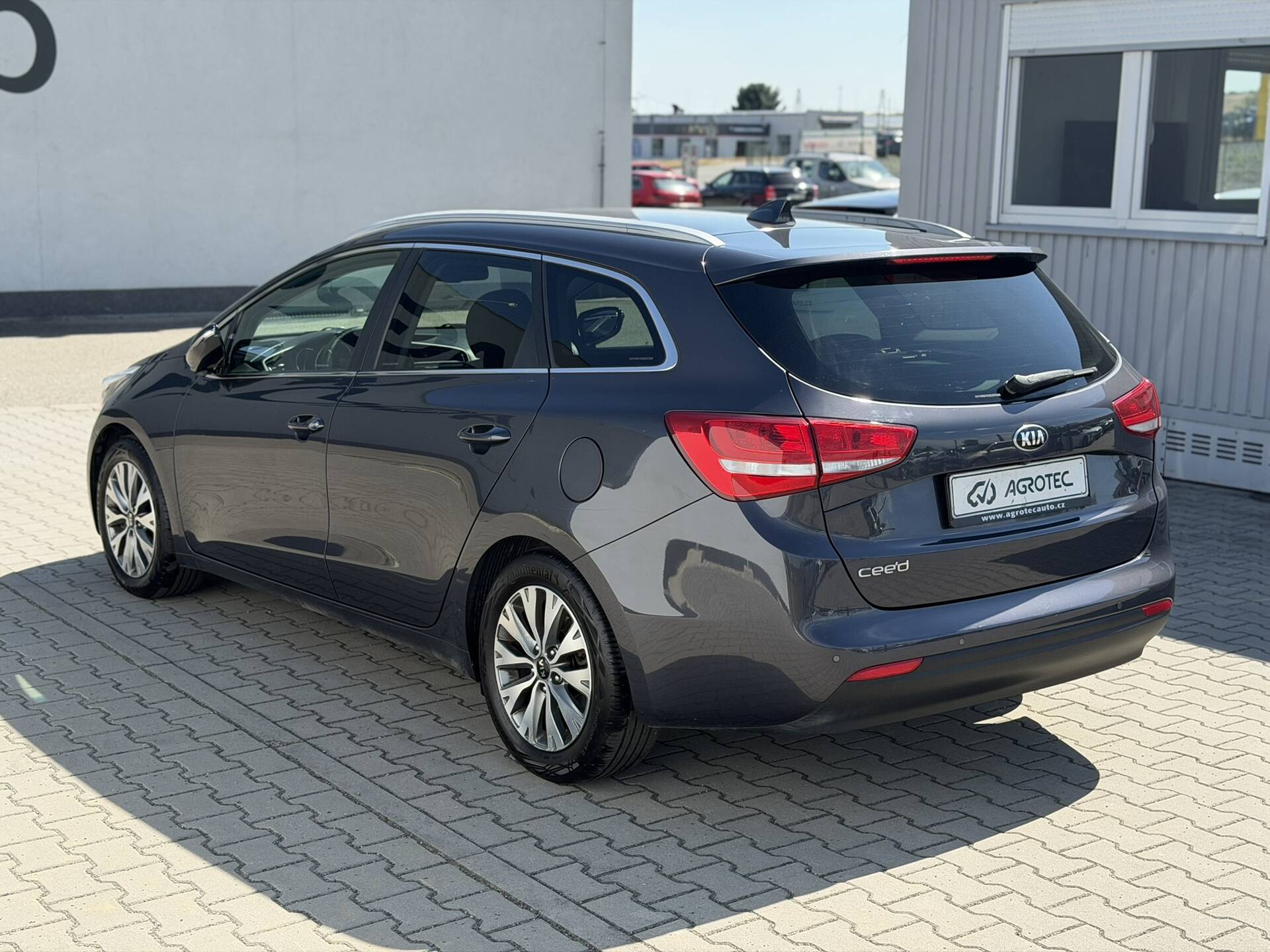 Kia Ceed 1.6 GDi 99 kW TOP SW