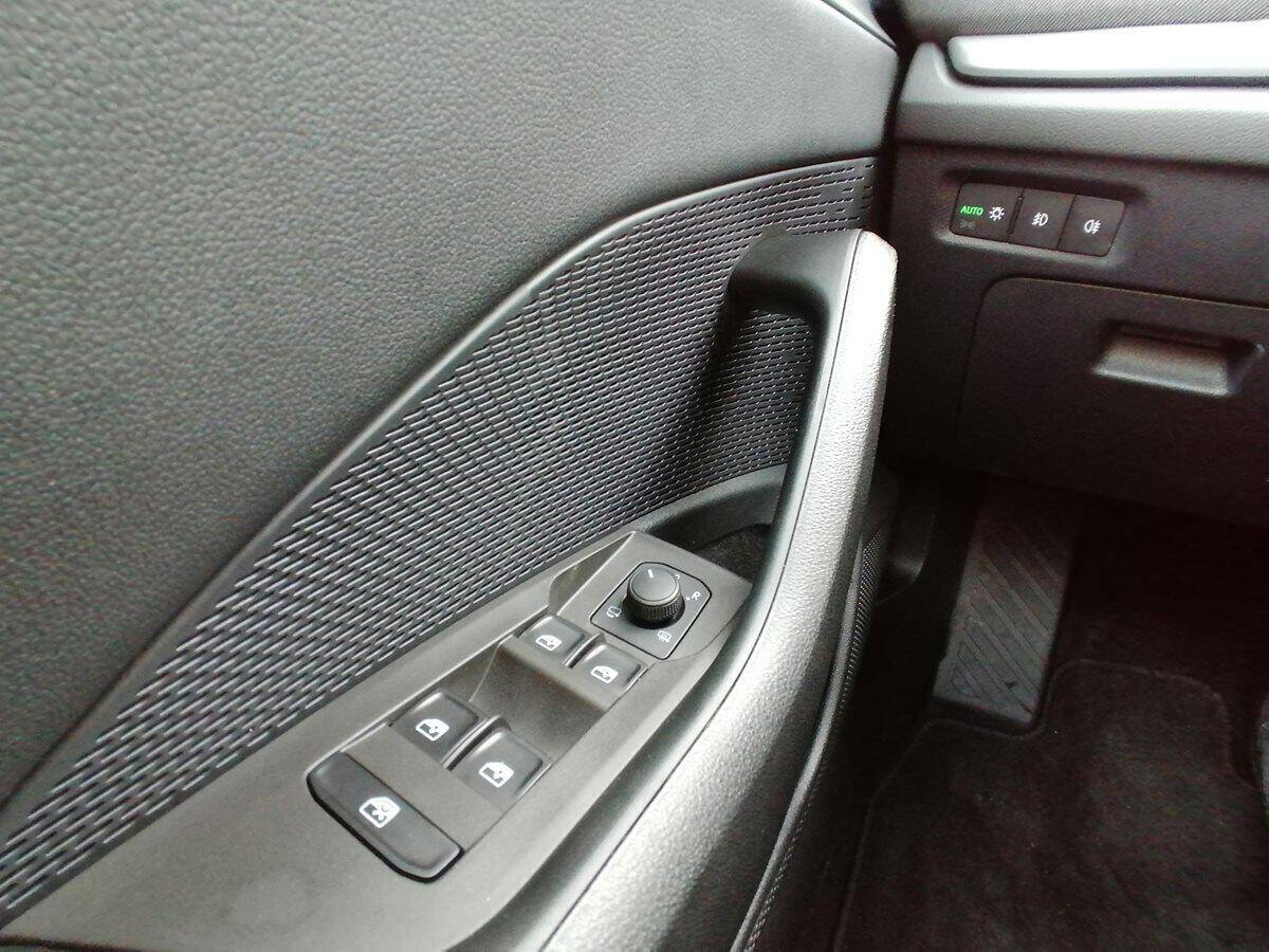 product-gallery-image