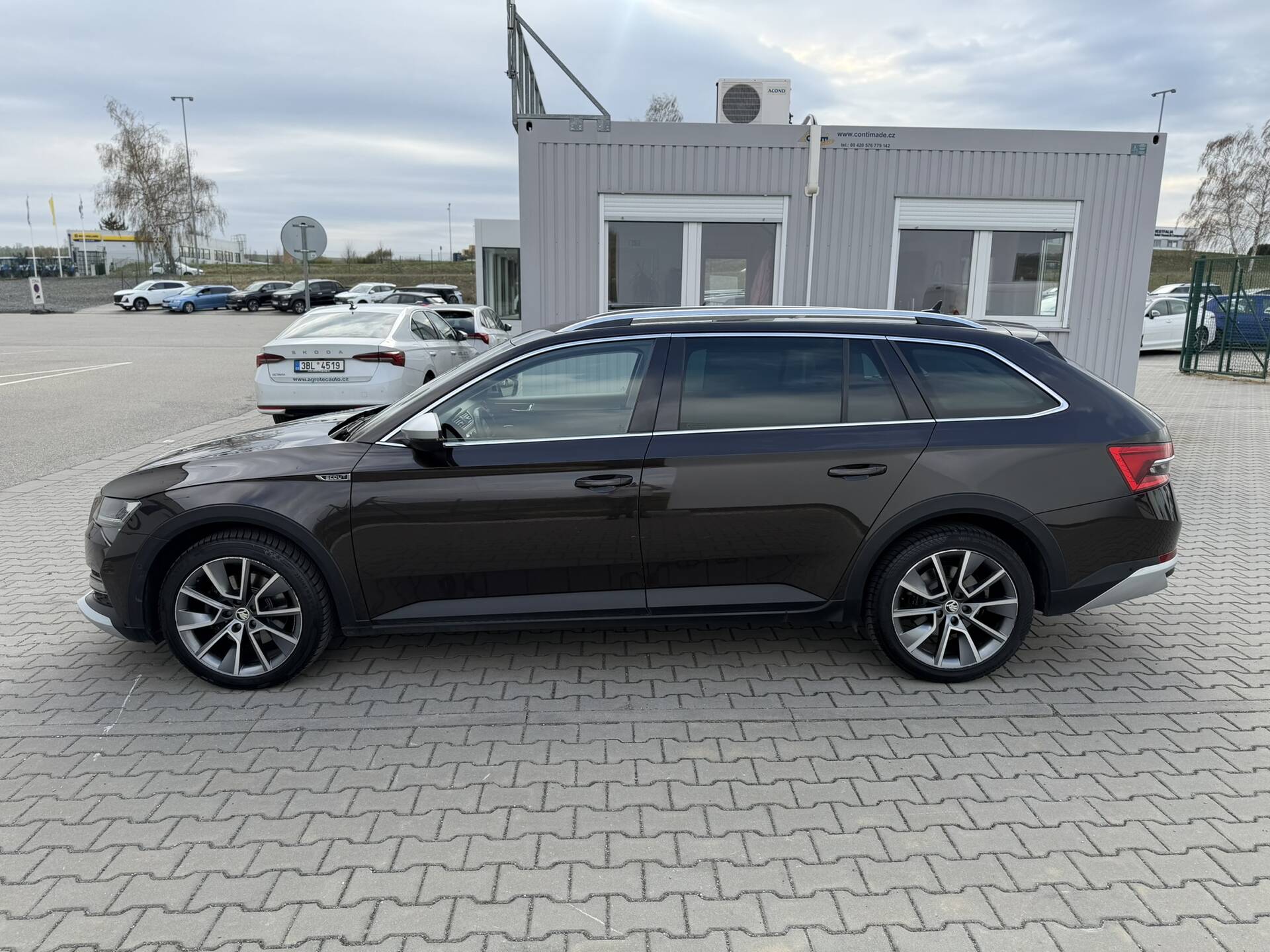 Skoda Superb 2.0 TDI 147kW Scout Combi 4x4 DSG
