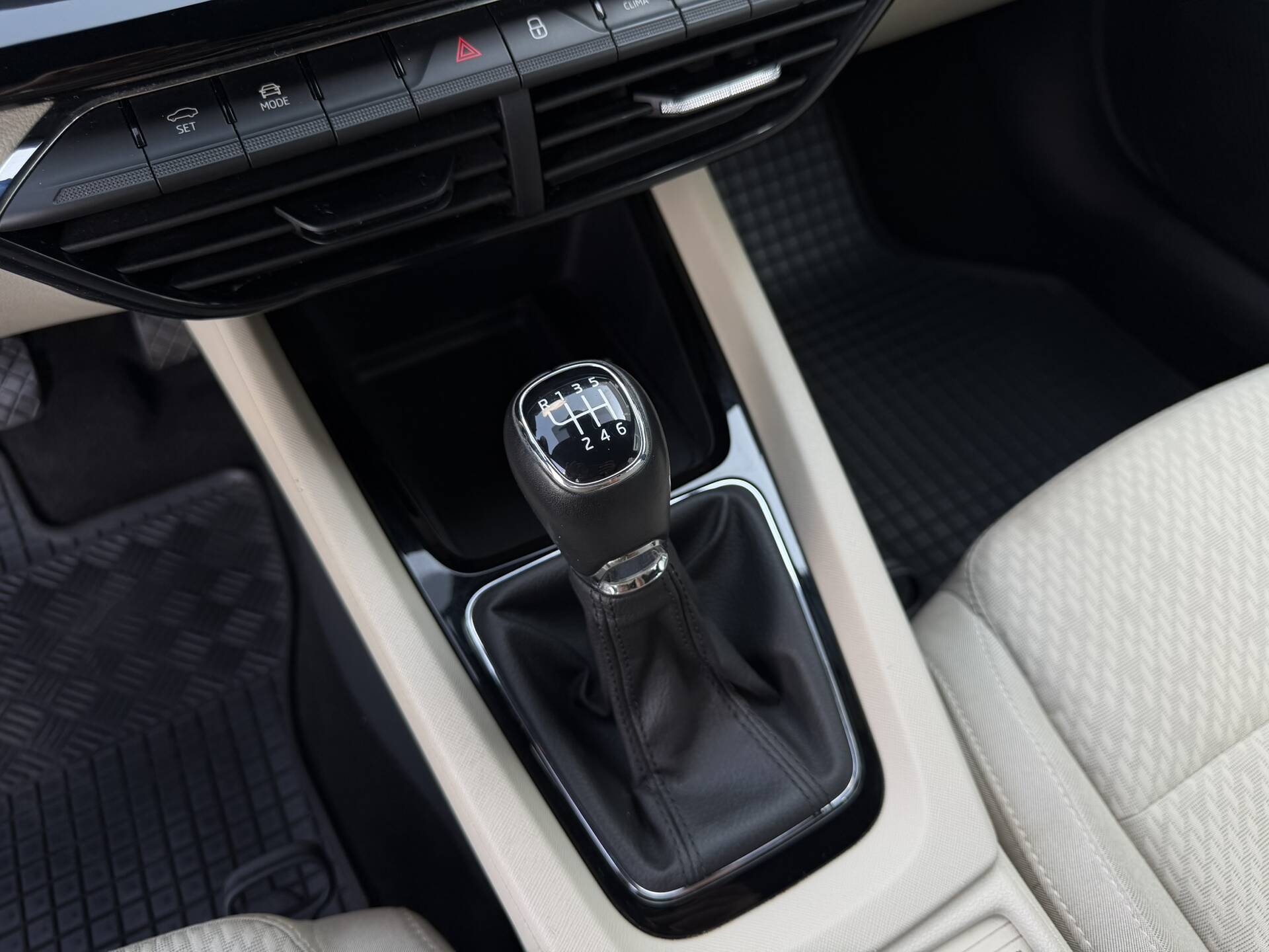 product-gallery-image