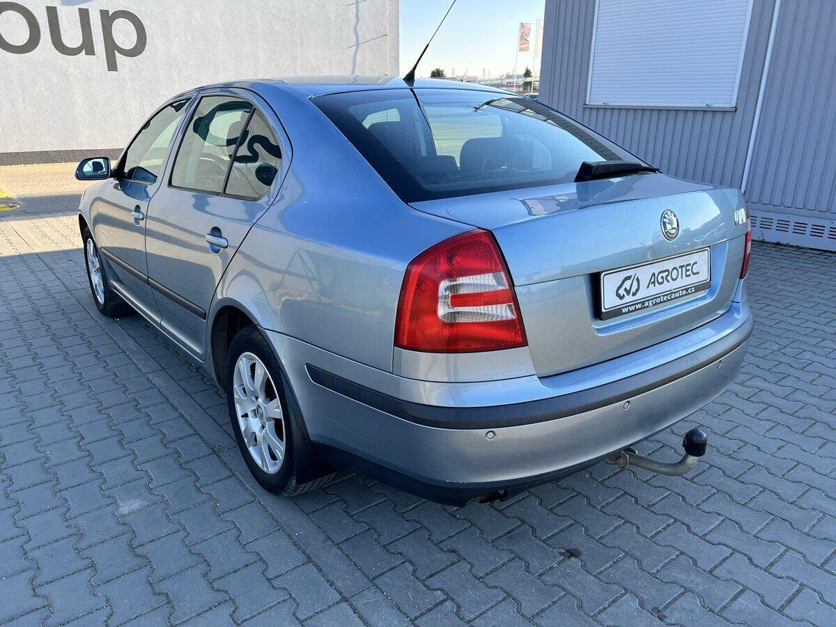 Škoda Octavia 1.6 FSI 85 kW Elegance