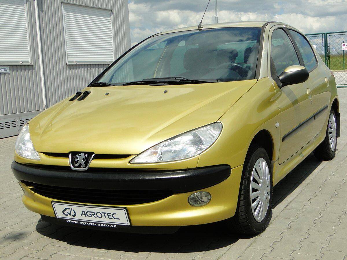 Peugeot 206 1.2i 44kW STYLE