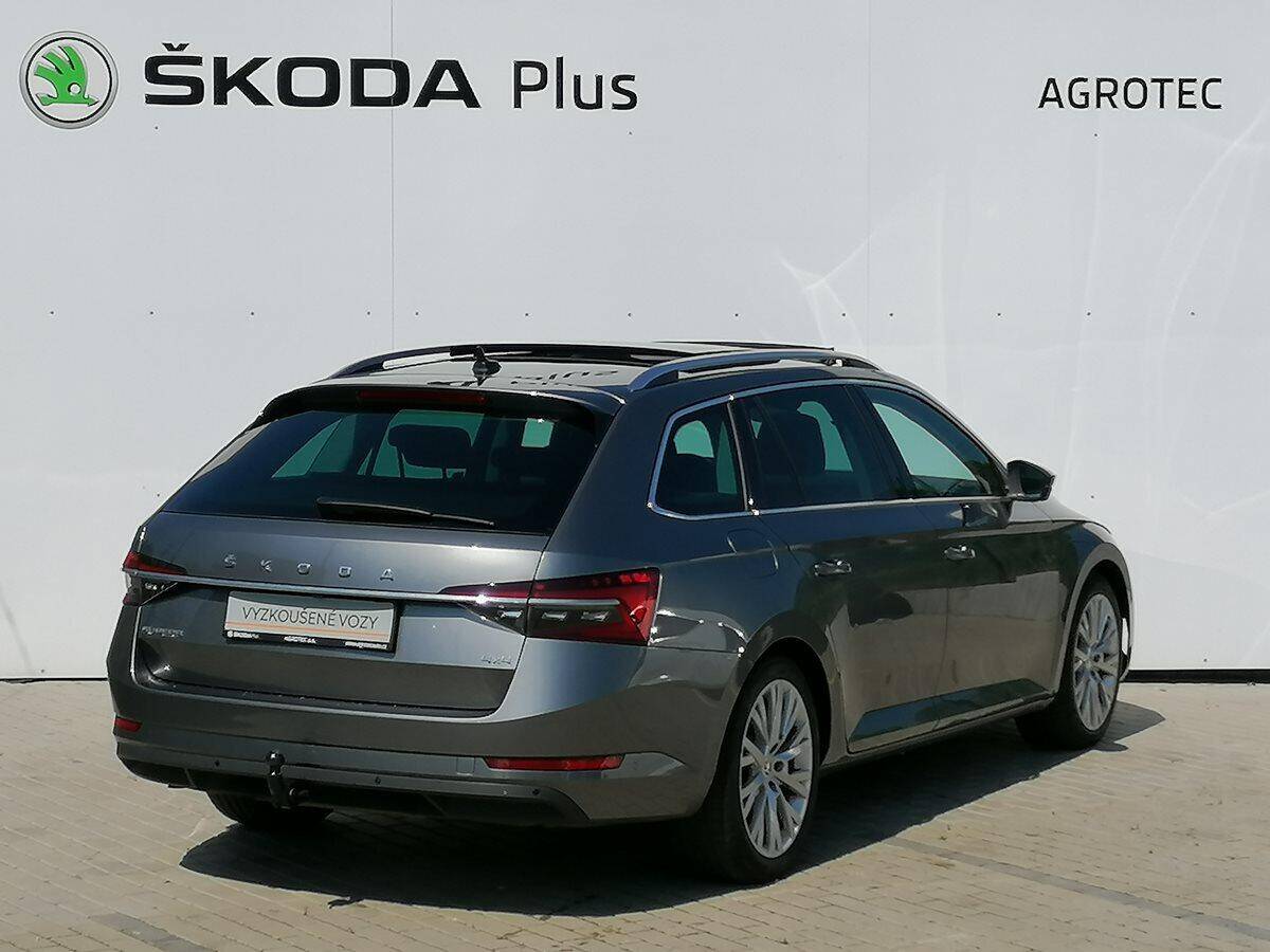 Škoda Superb 2,0TDI 147kW DSG 4x4 Style Com