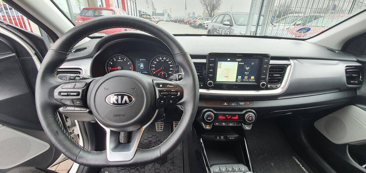 Kia Stonic 1.4 CVVT 74 kW  Premium