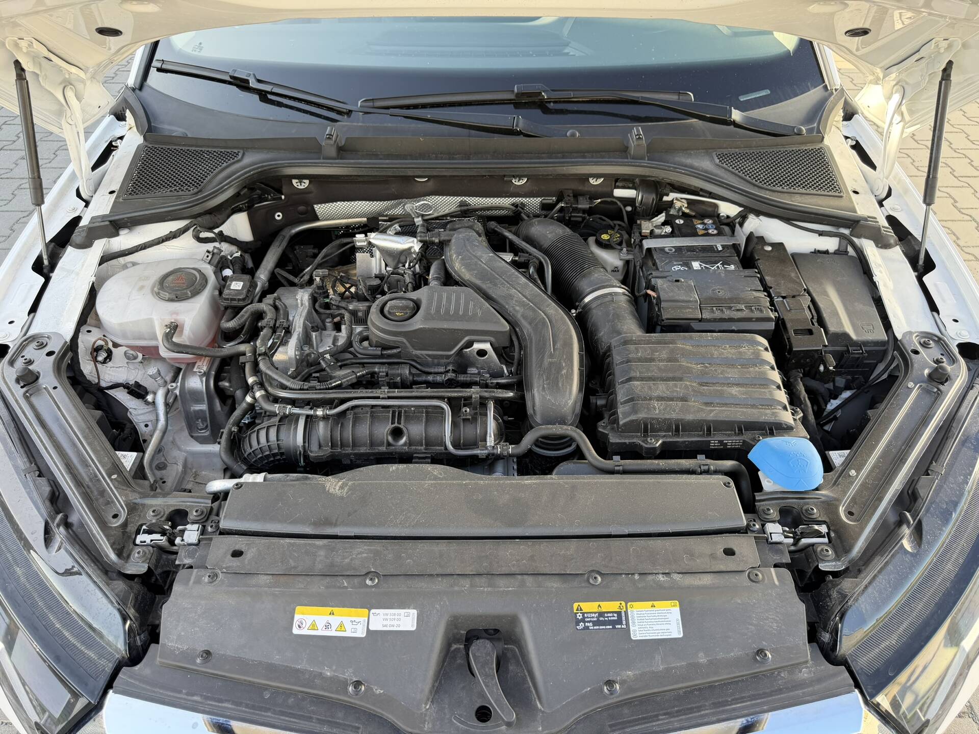product-gallery-image
