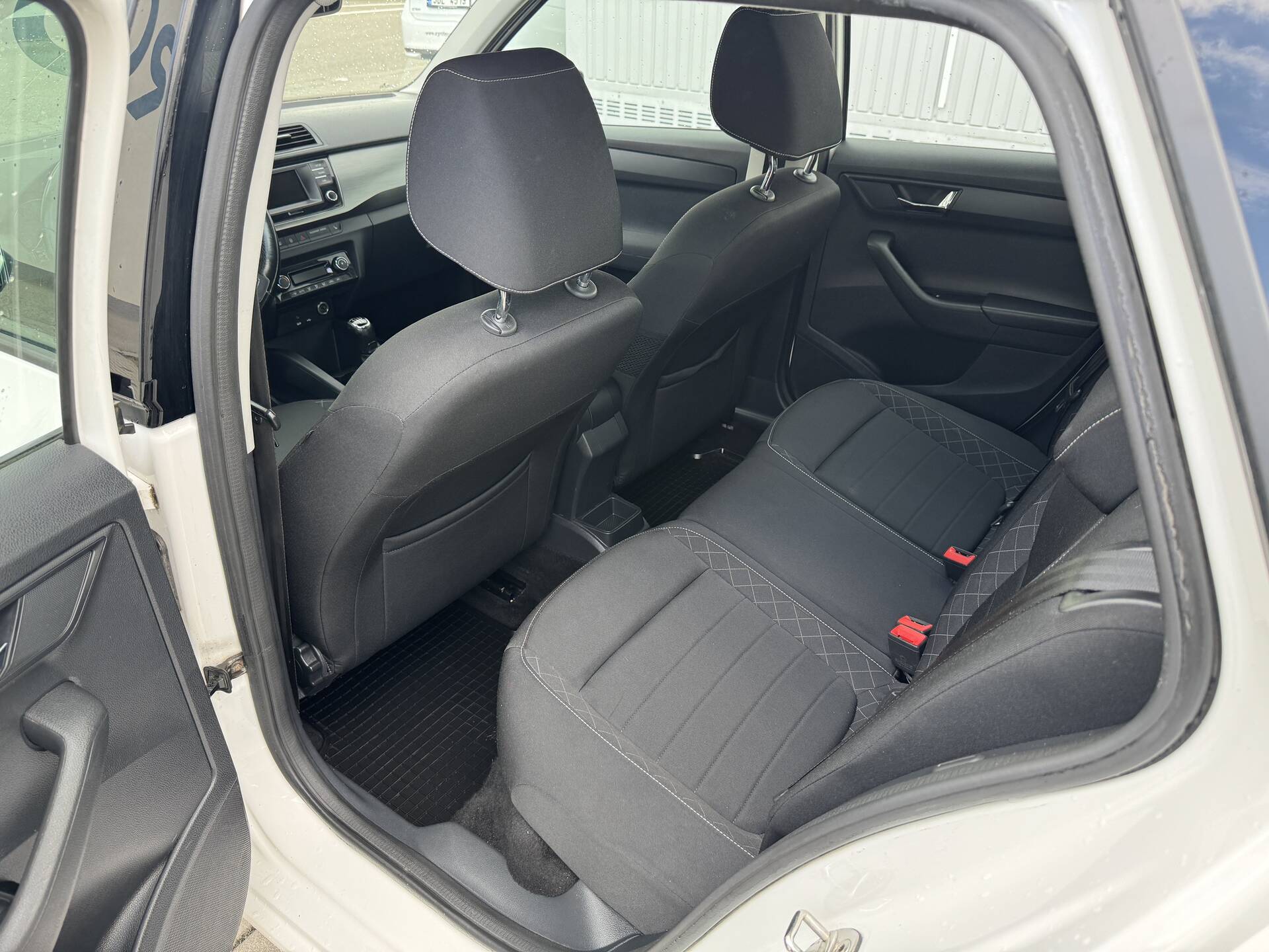 product-gallery-image