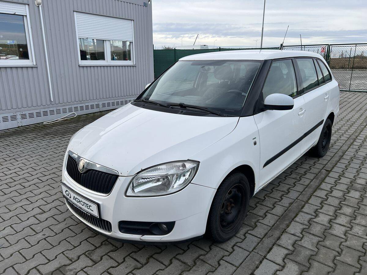 Škoda Fabia 1.2 HTP 51 kW Ambiente Combi