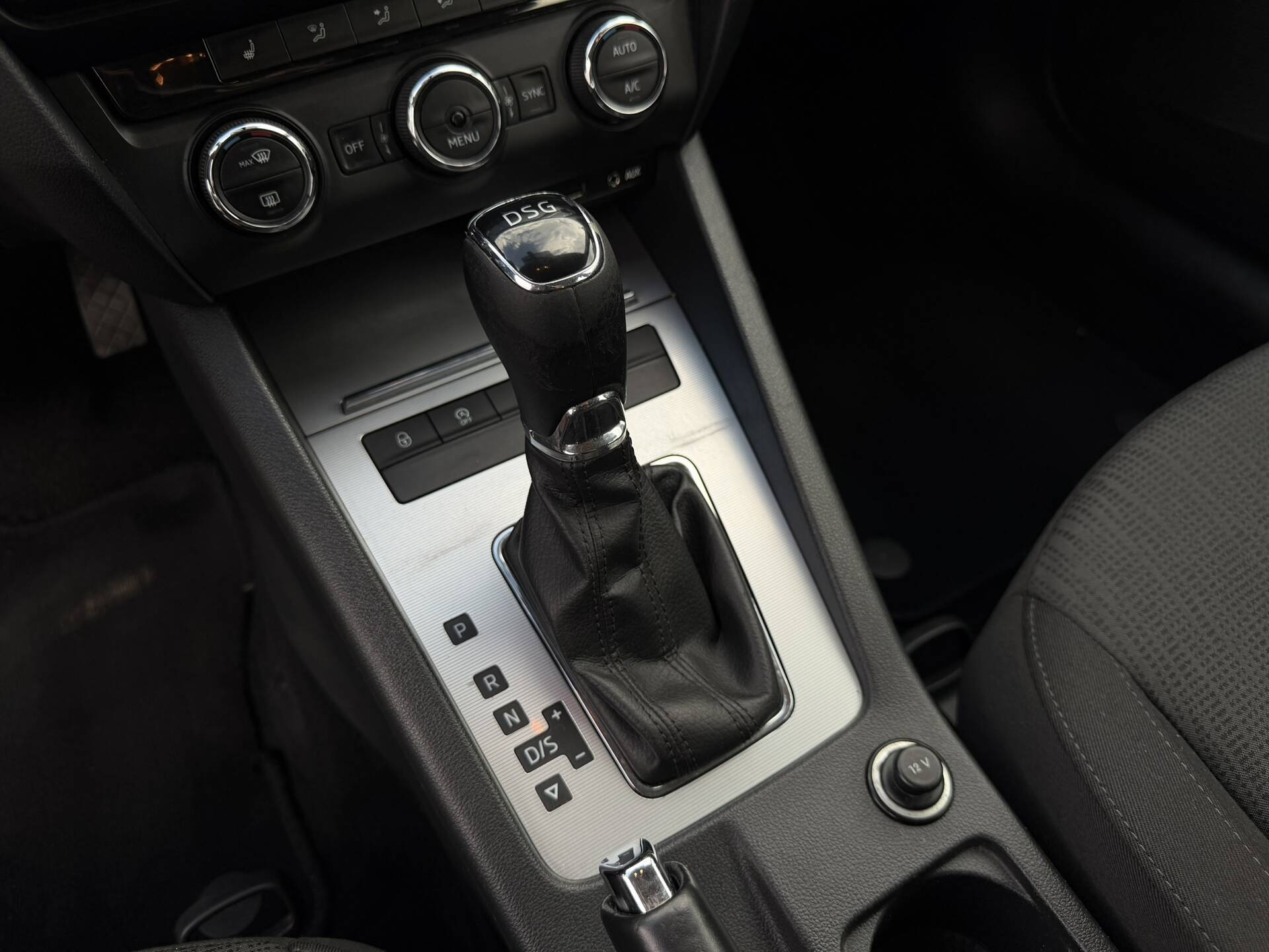 product-gallery-image