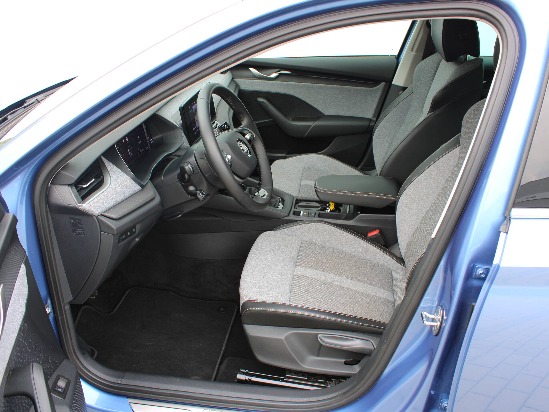 product-gallery-image