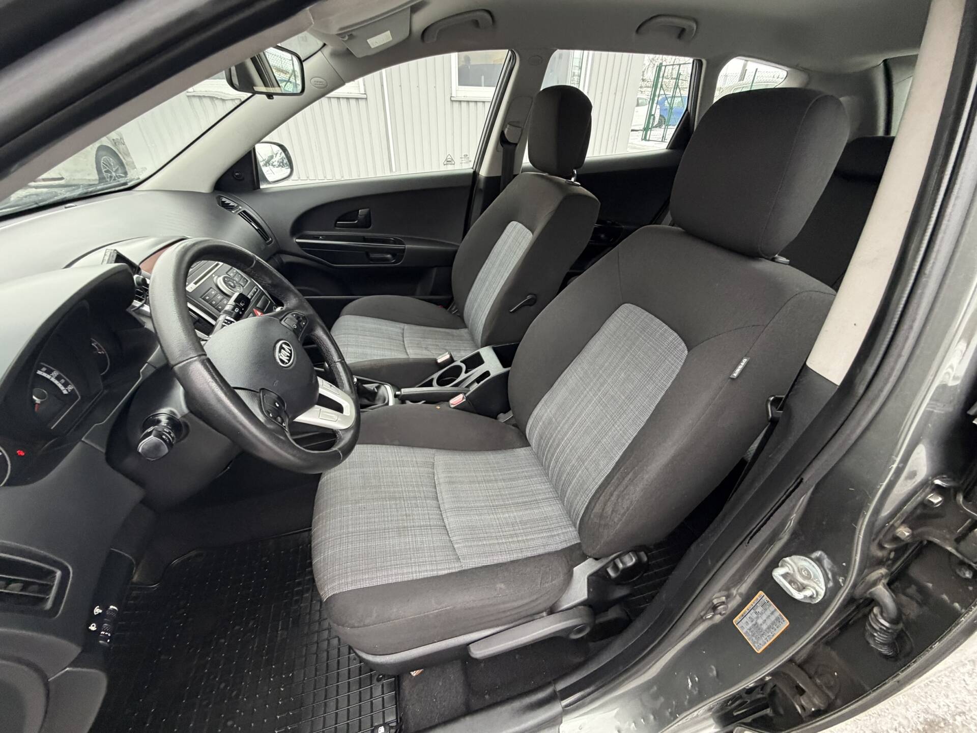 product-gallery-image