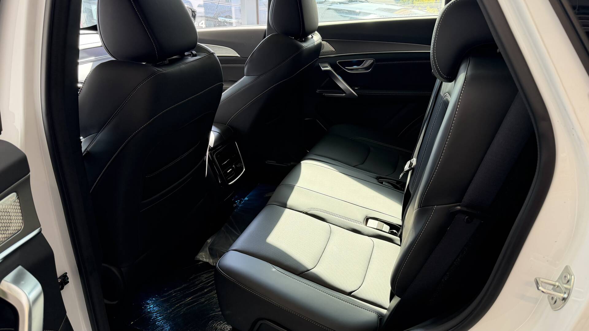 product-gallery-image