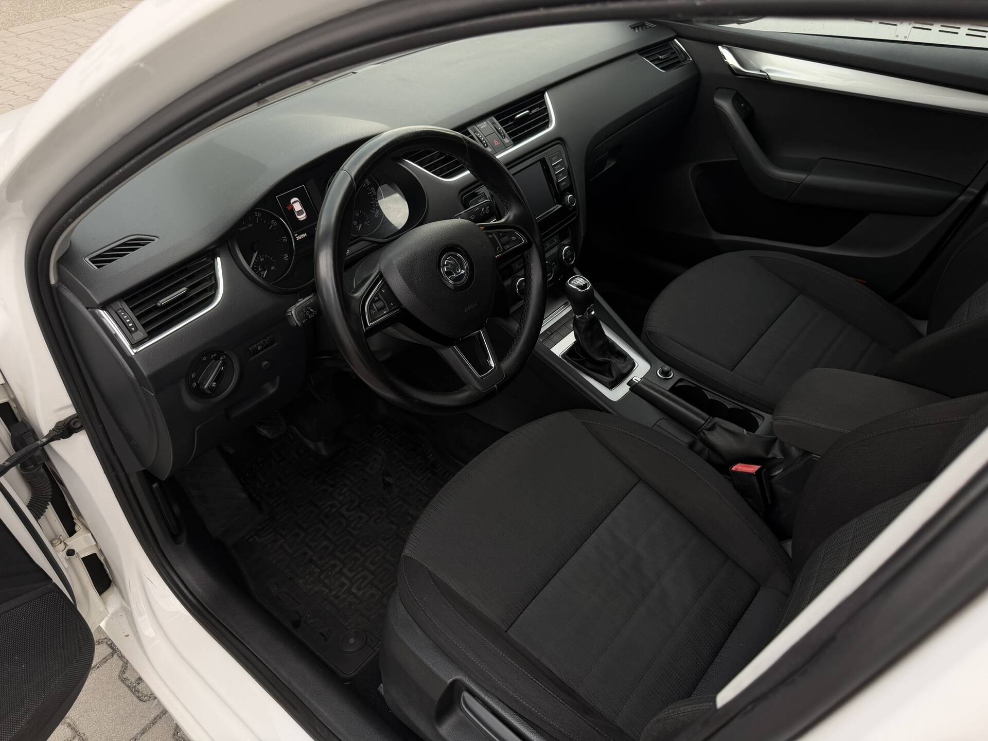 product-gallery-image