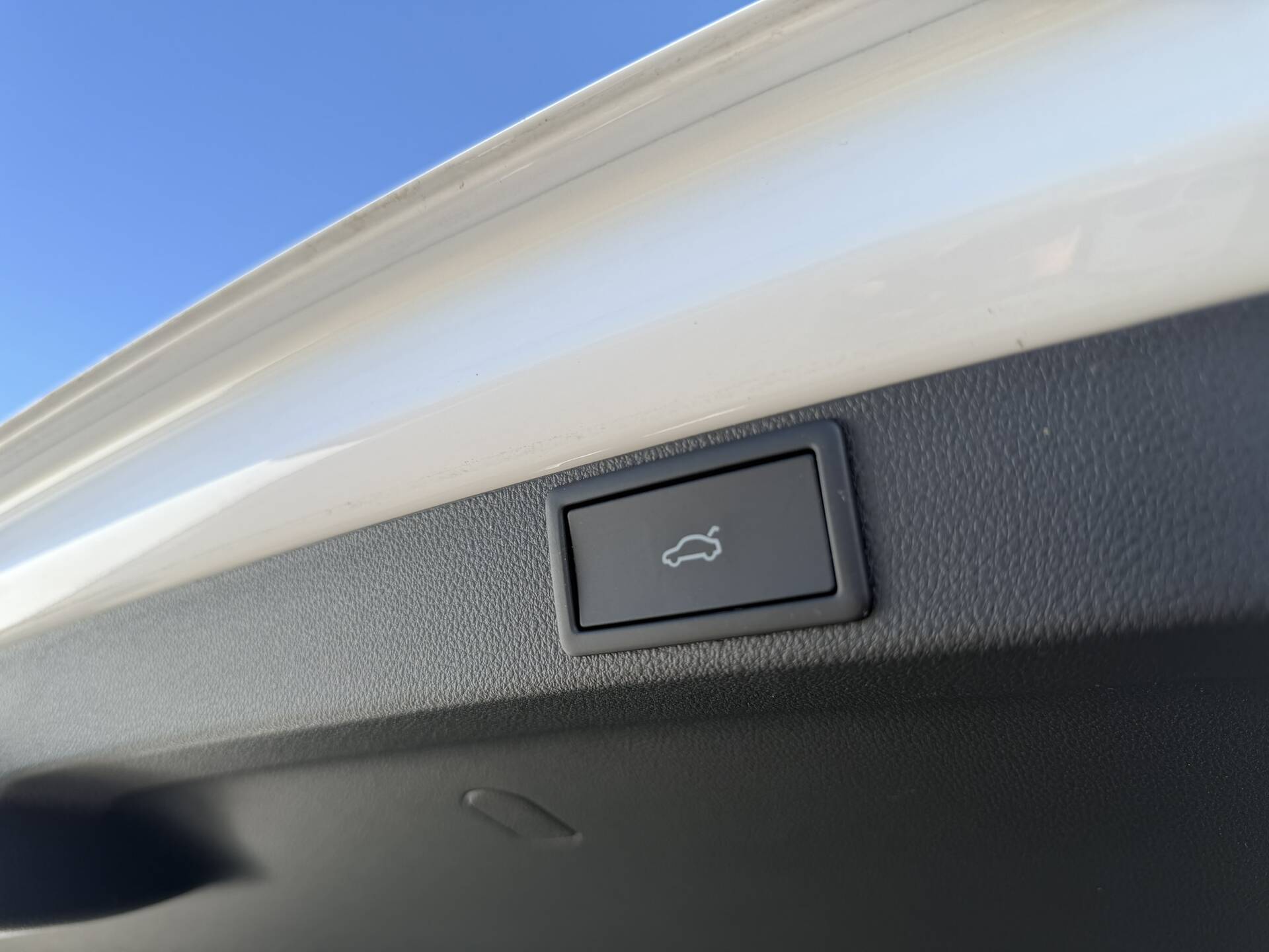 product-gallery-image