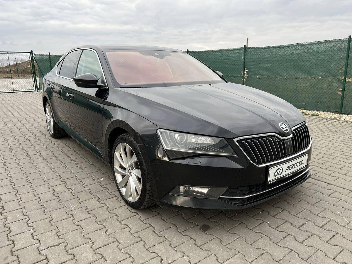Škoda Superb 2.0 TDI 140 kW Style 4x4 DSG