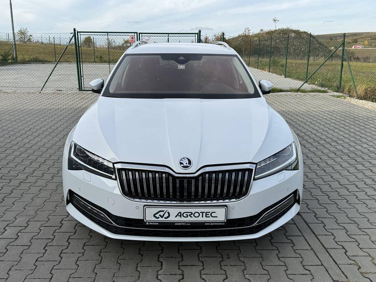 Škoda Superb 2.0 TSI 206kW Style Combi 4x4