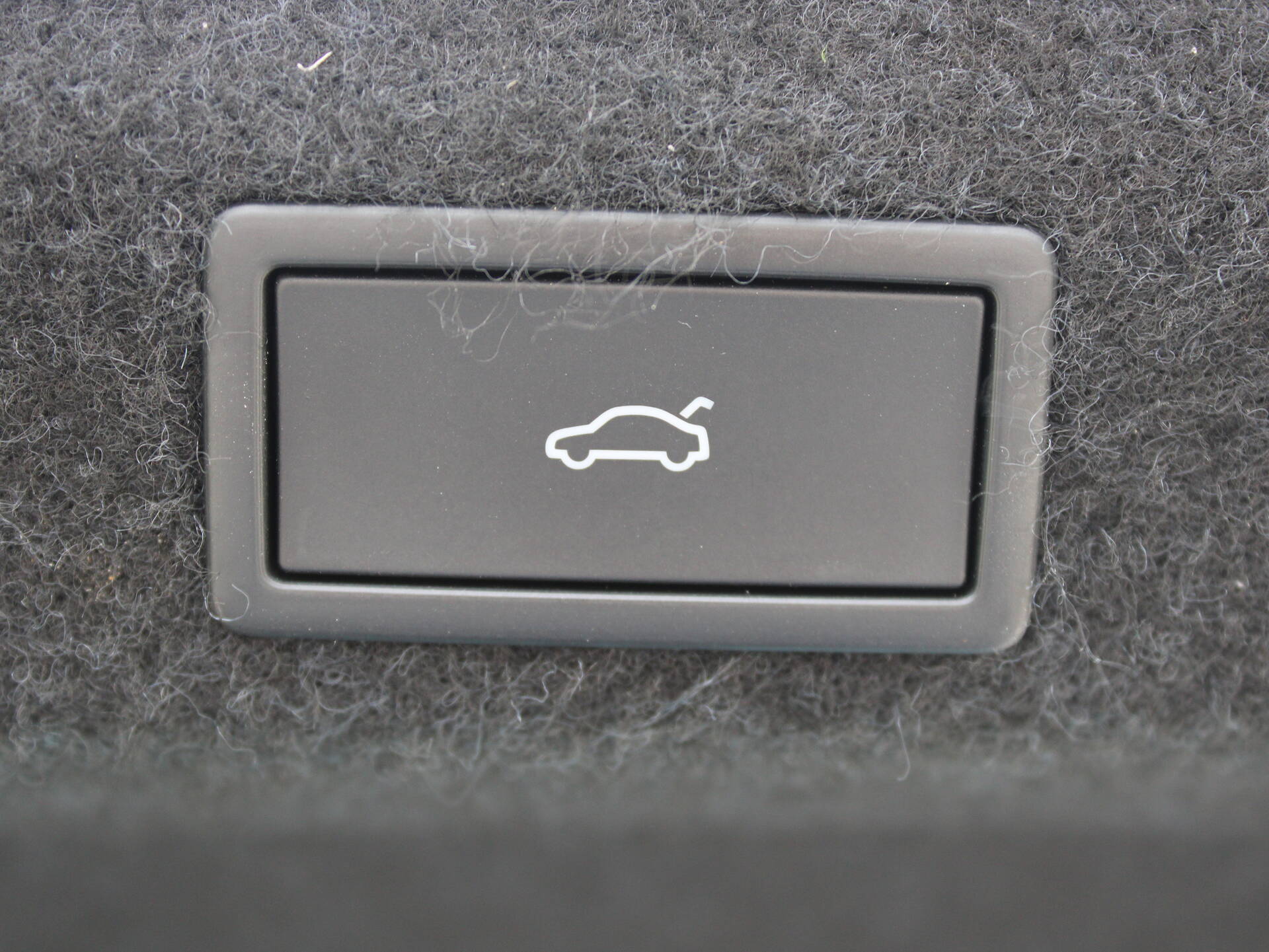 product-gallery-image