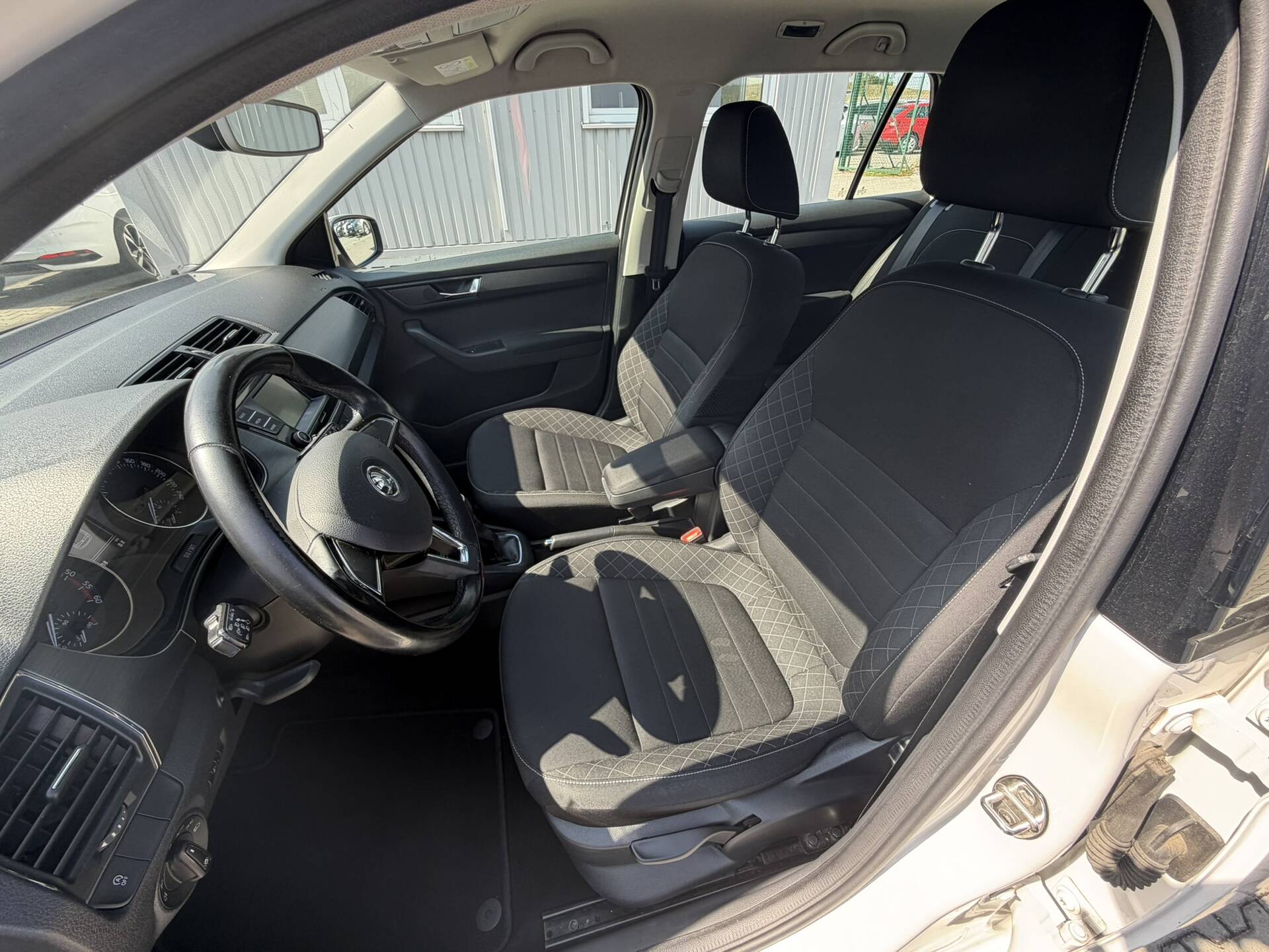 product-gallery-image
