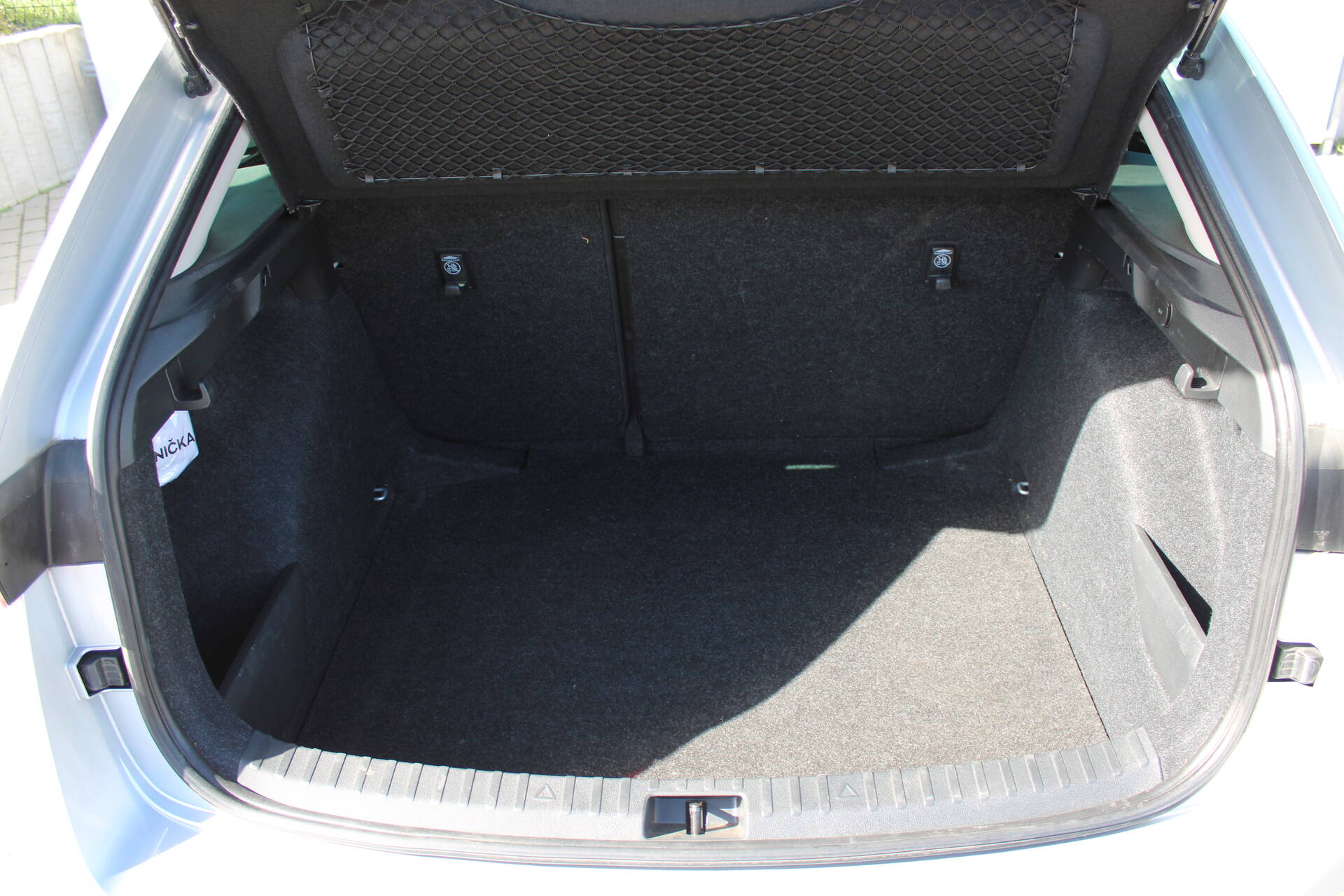 product-gallery-image