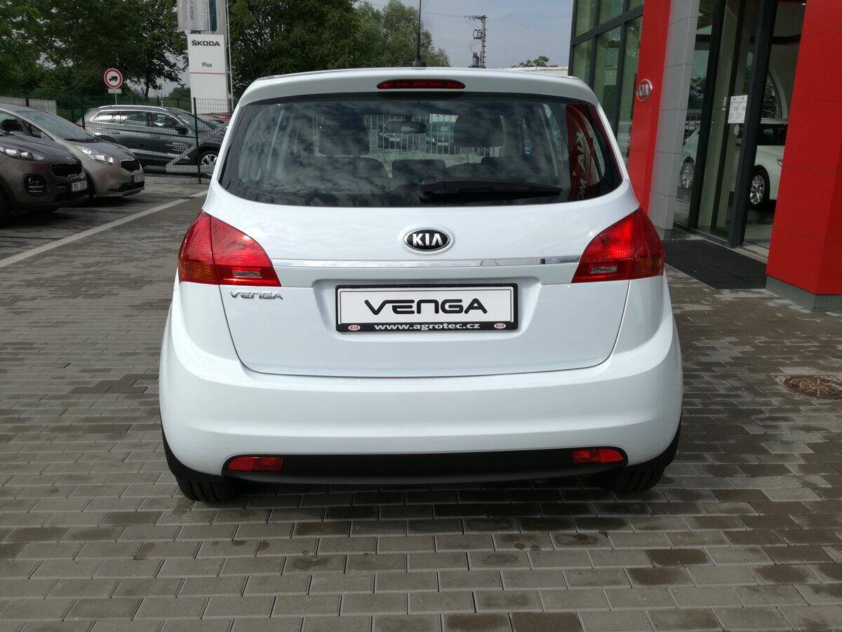 Kia Venga 1.6 CVVT 92 kW FIFA