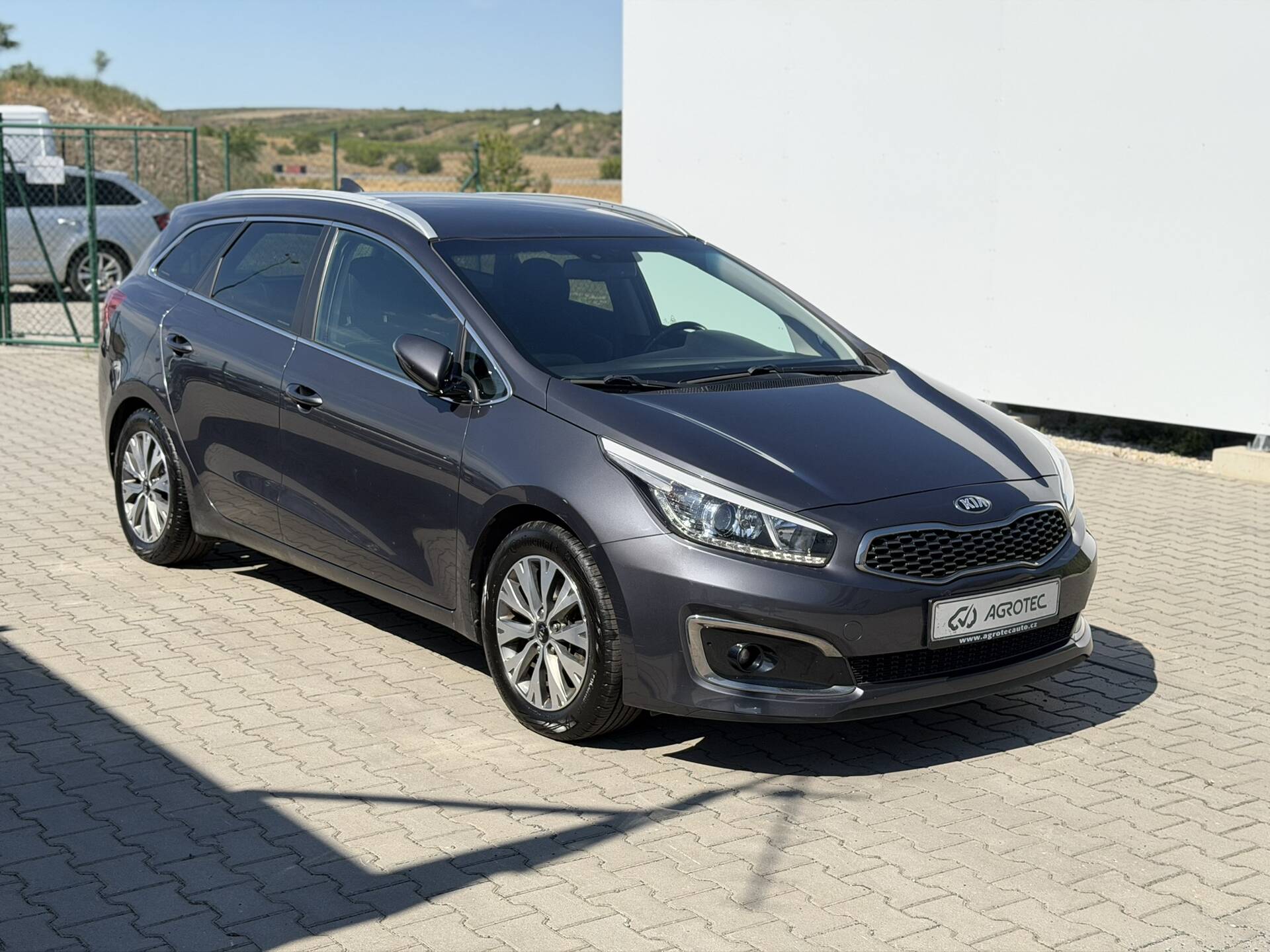 Kia Ceed 1.6 GDi 99 kW TOP SW