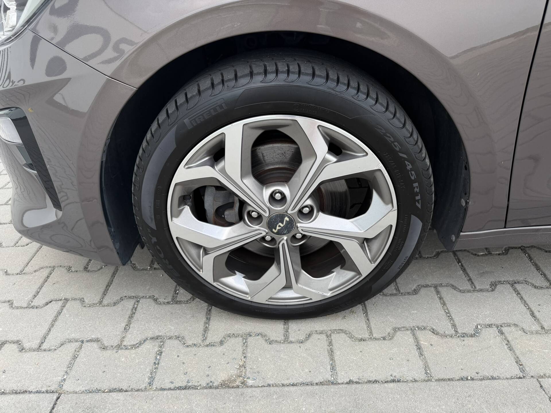 product-gallery-image