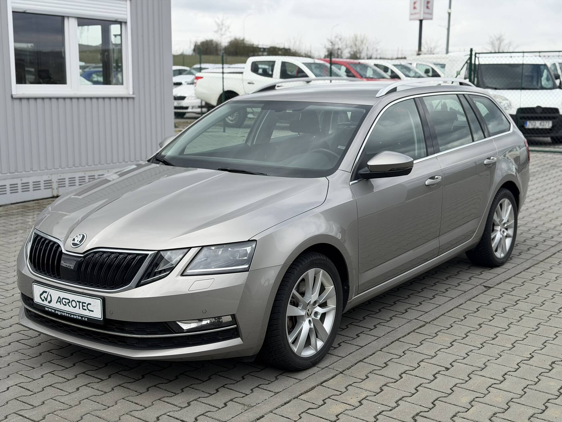 Skoda Octavia 1.8 TSI 132 kW Style 4x4 DSG