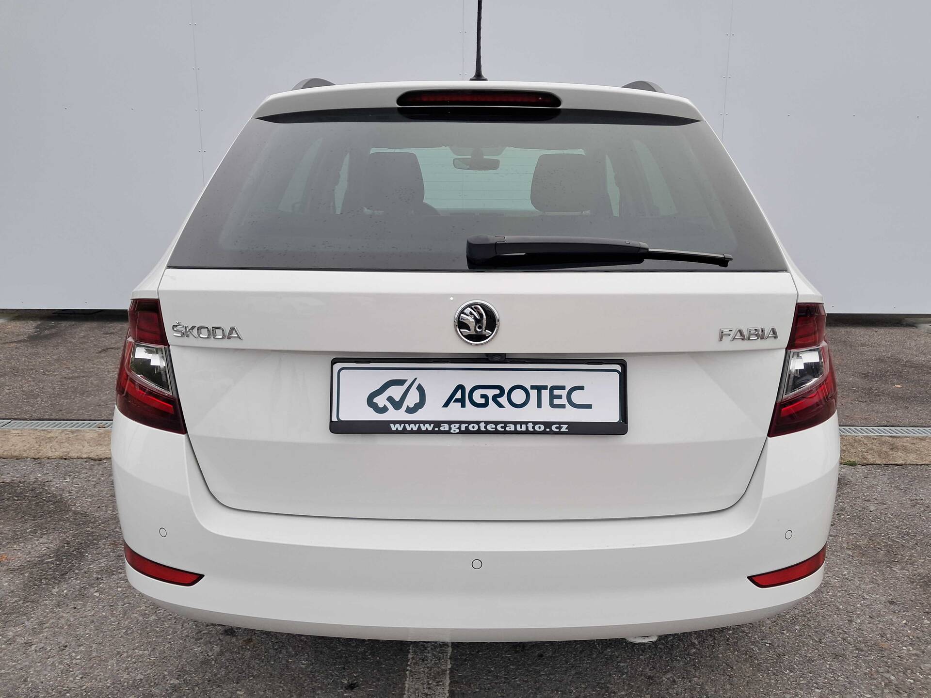 product-gallery-image