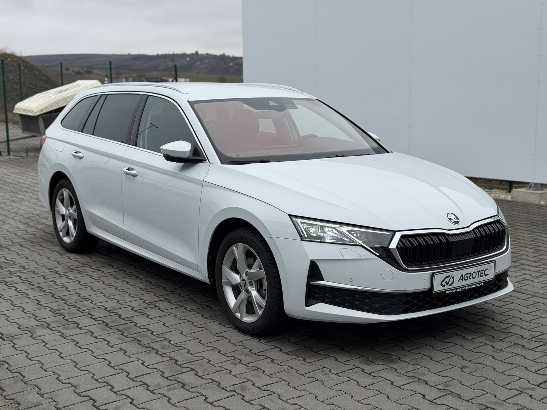Skoda Octavia 2.0 TDI 110 kW Top Selection DSG
