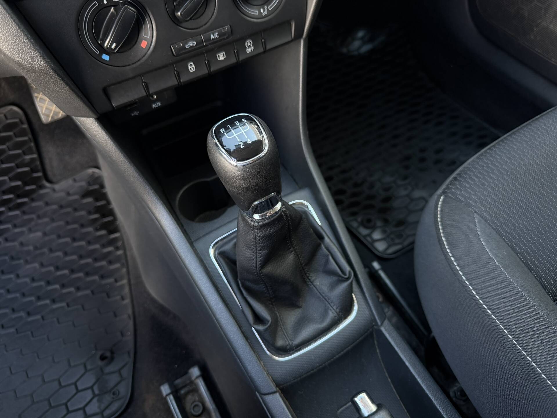 product-gallery-image