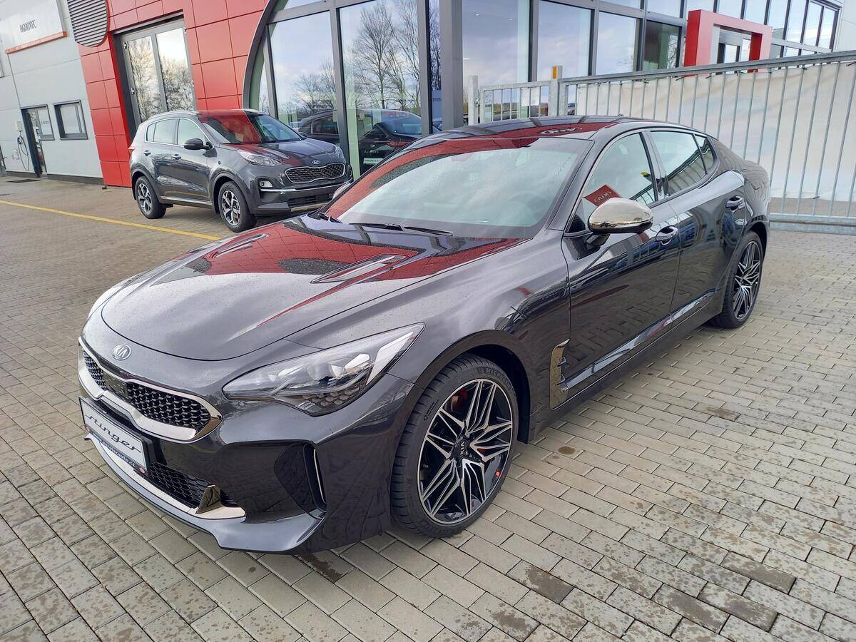 Kia Stinger 3.3 T-GDI 269 kW GT