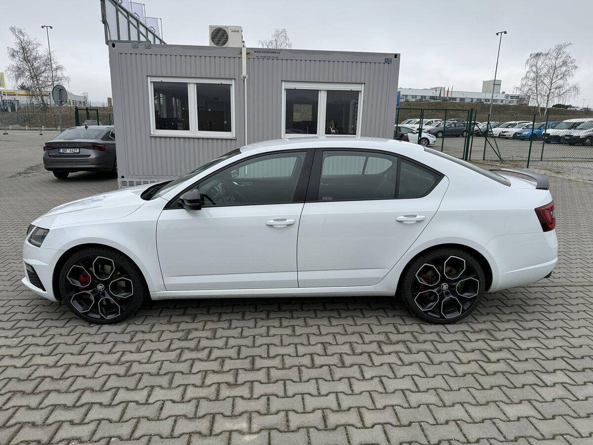 Škoda Octavia 2.0 TSI 180 kW RS DSG