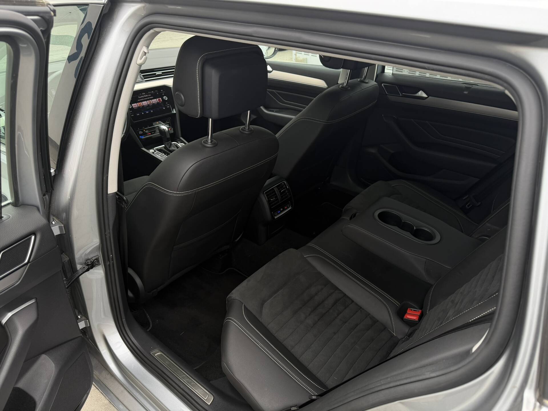 product-gallery-image