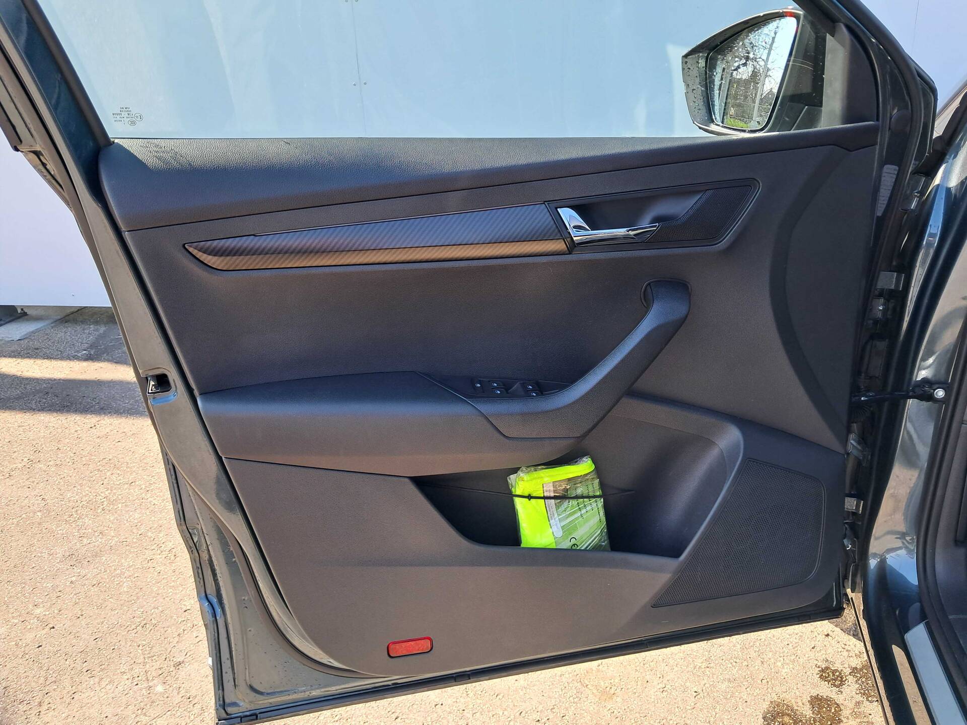 product-gallery-image