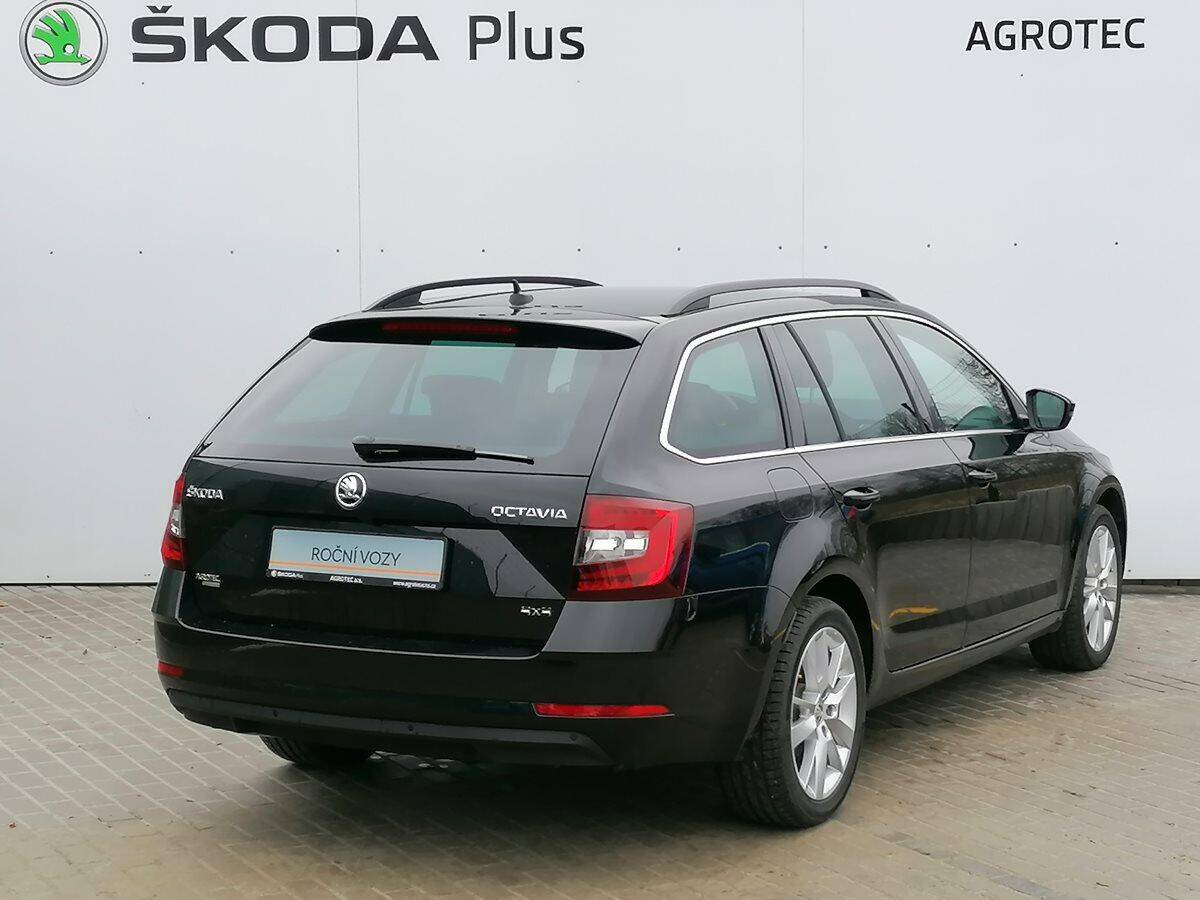 Škoda Octavia DSG 4x4 2,0 TDI/135 kW Style