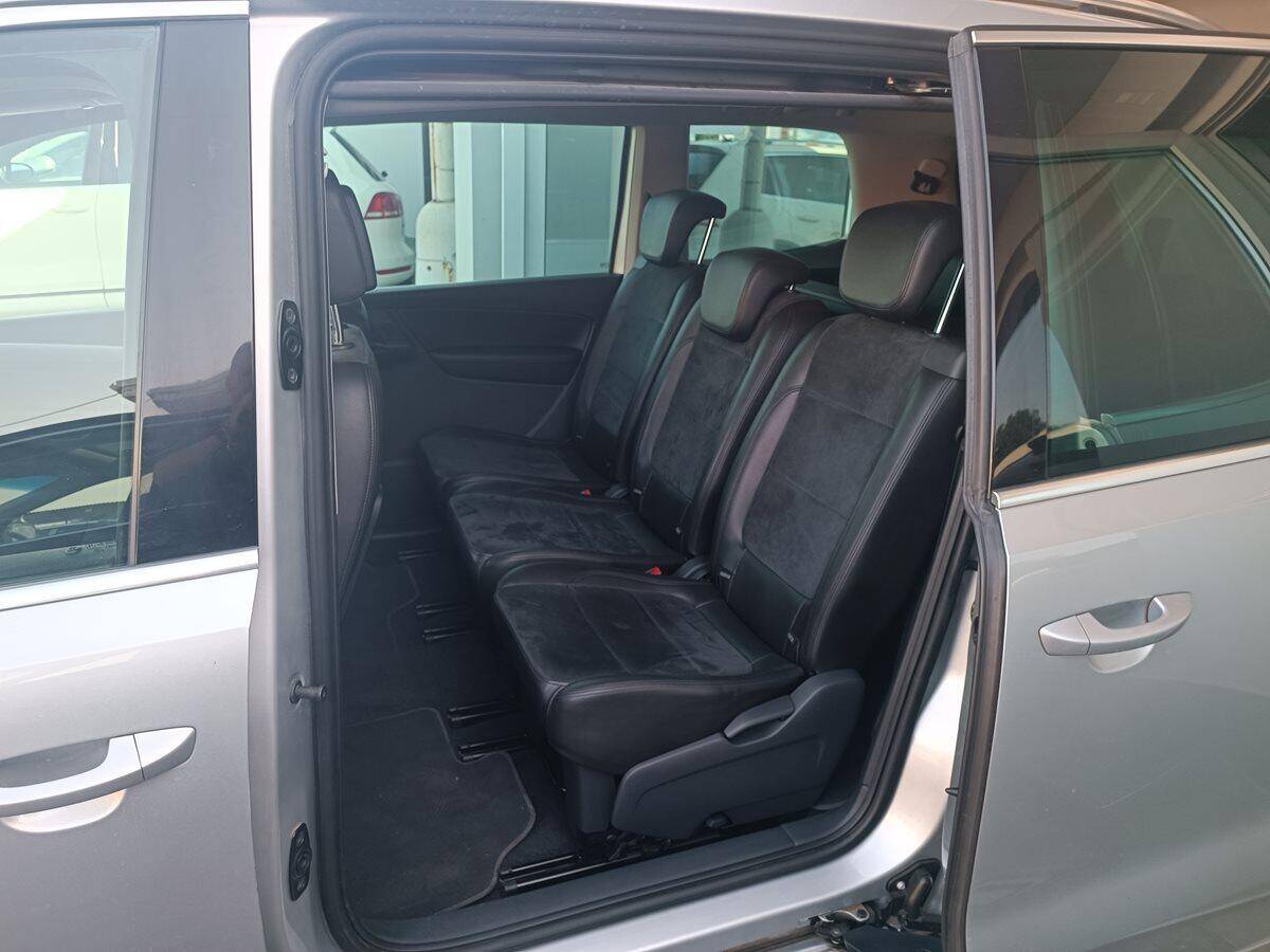 product-gallery-image