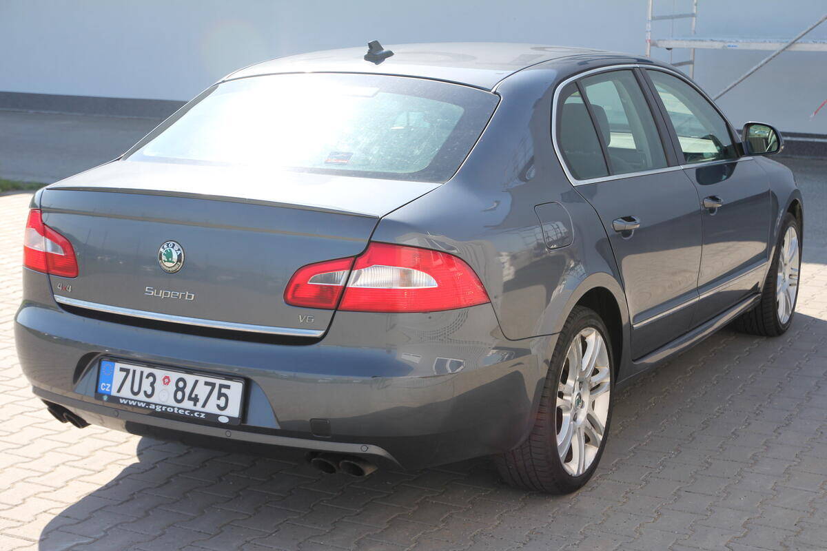 Škoda Superb