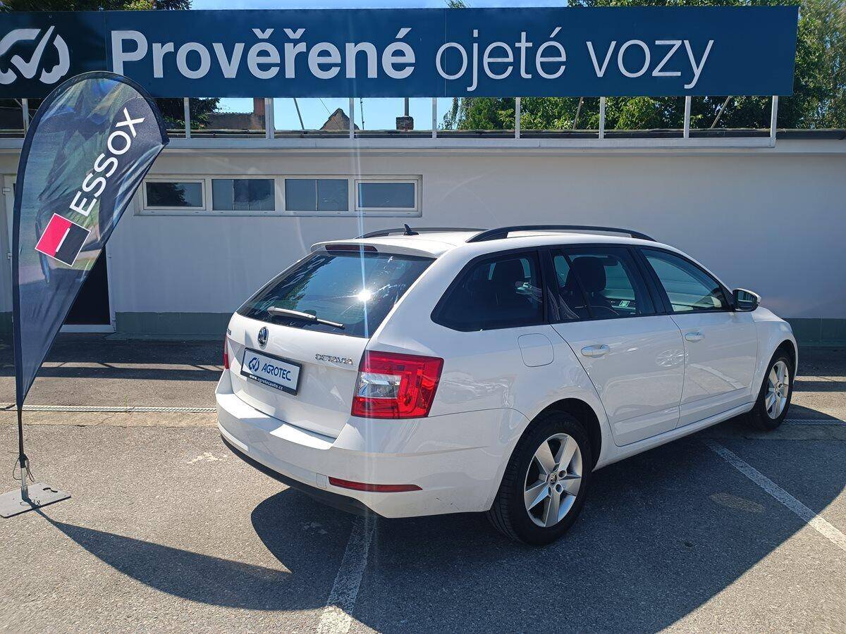 Škoda Octavia 1,6TDi,85kw,ambiente,1M,ČR